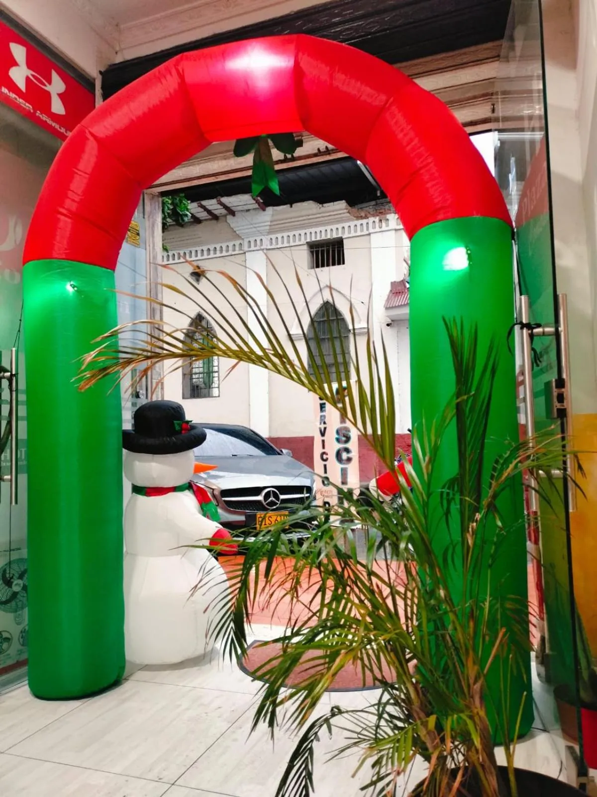 Hotel Plaza Confort Inn
