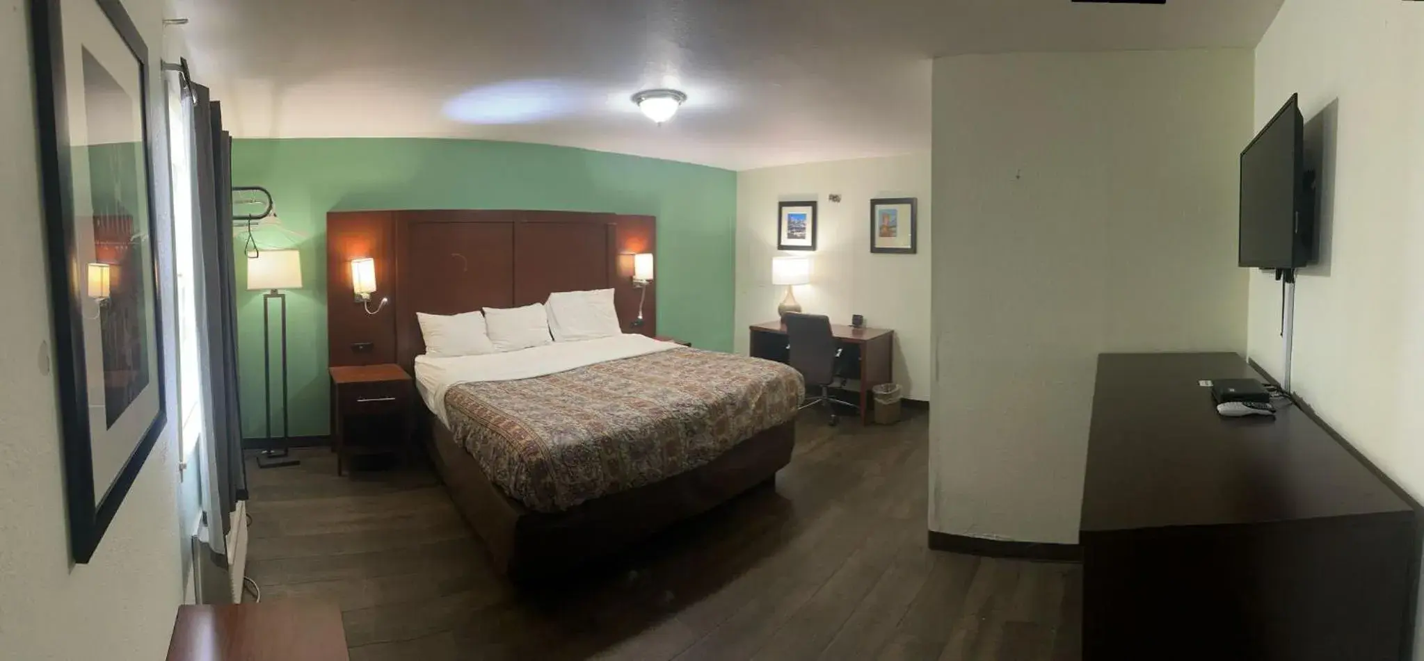 Bedroom, Bed in Hillcrest Motel by Oyo Aurora near Lawrenceburg Bedroom, Bed in Hillcrest Motel by Oyo Aurora near Lawrenceburg