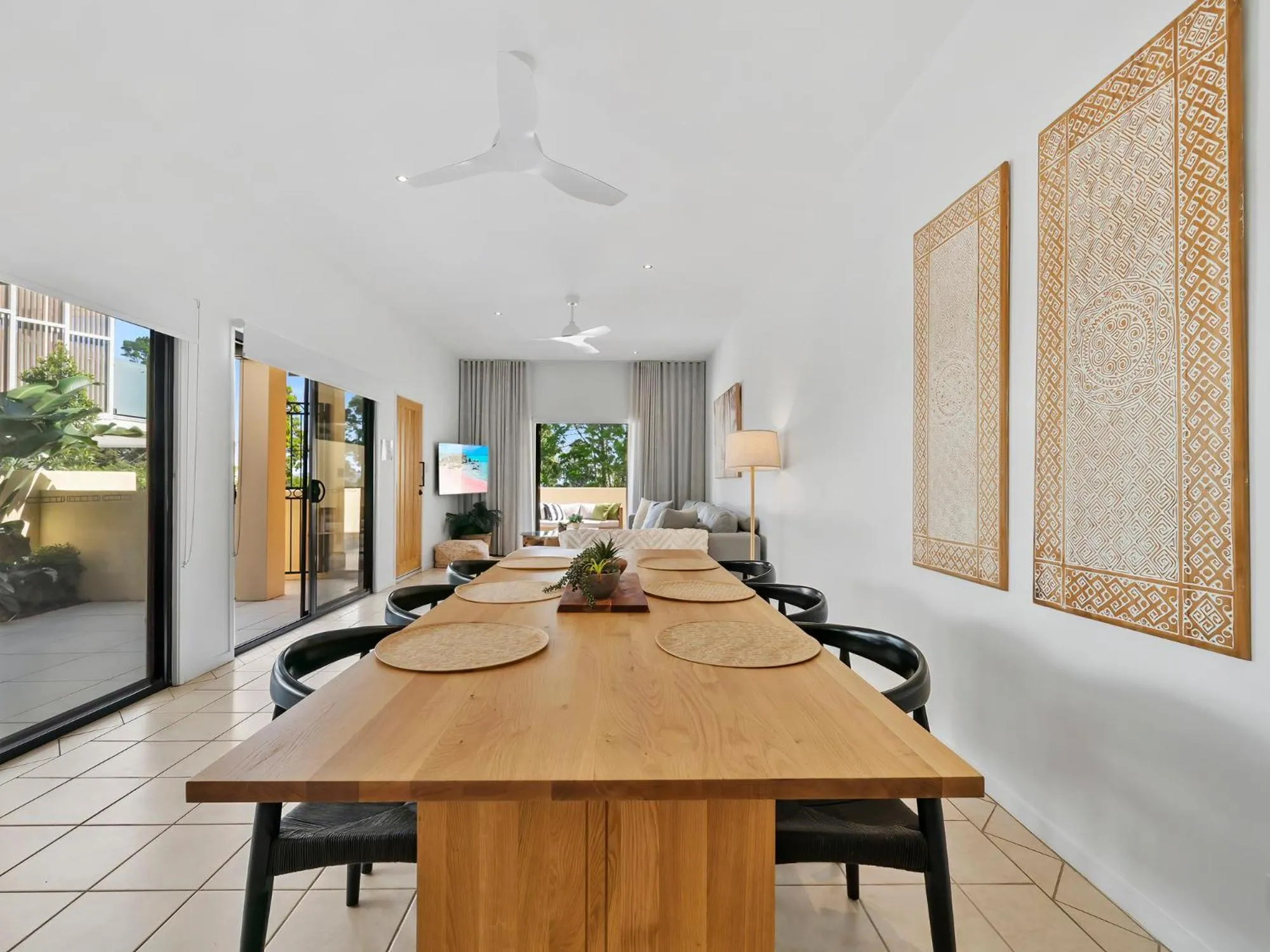 Dining area in Noosa Dreaming
