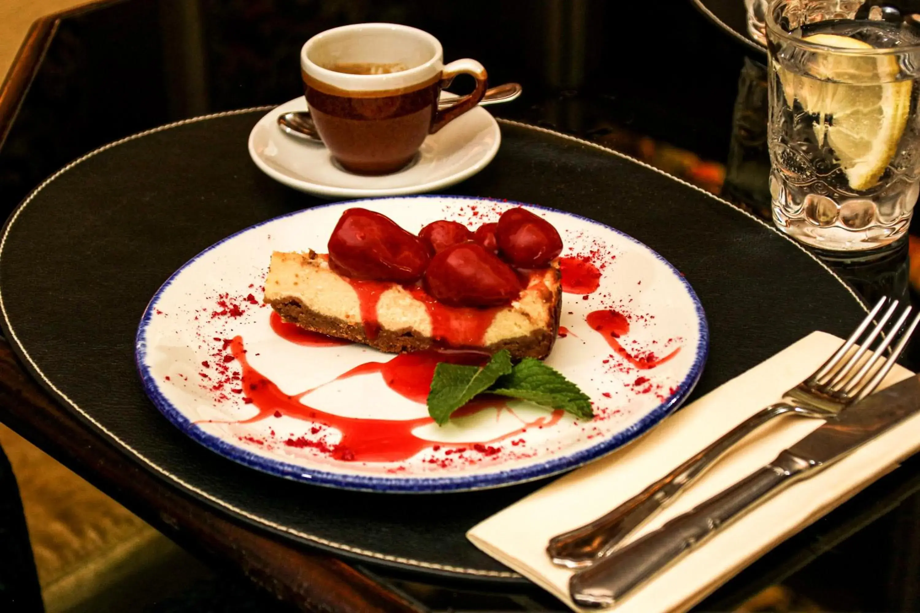 Restaurant/places to eat in ICON Wipton Restaurant/places to eat in ICON Wipton