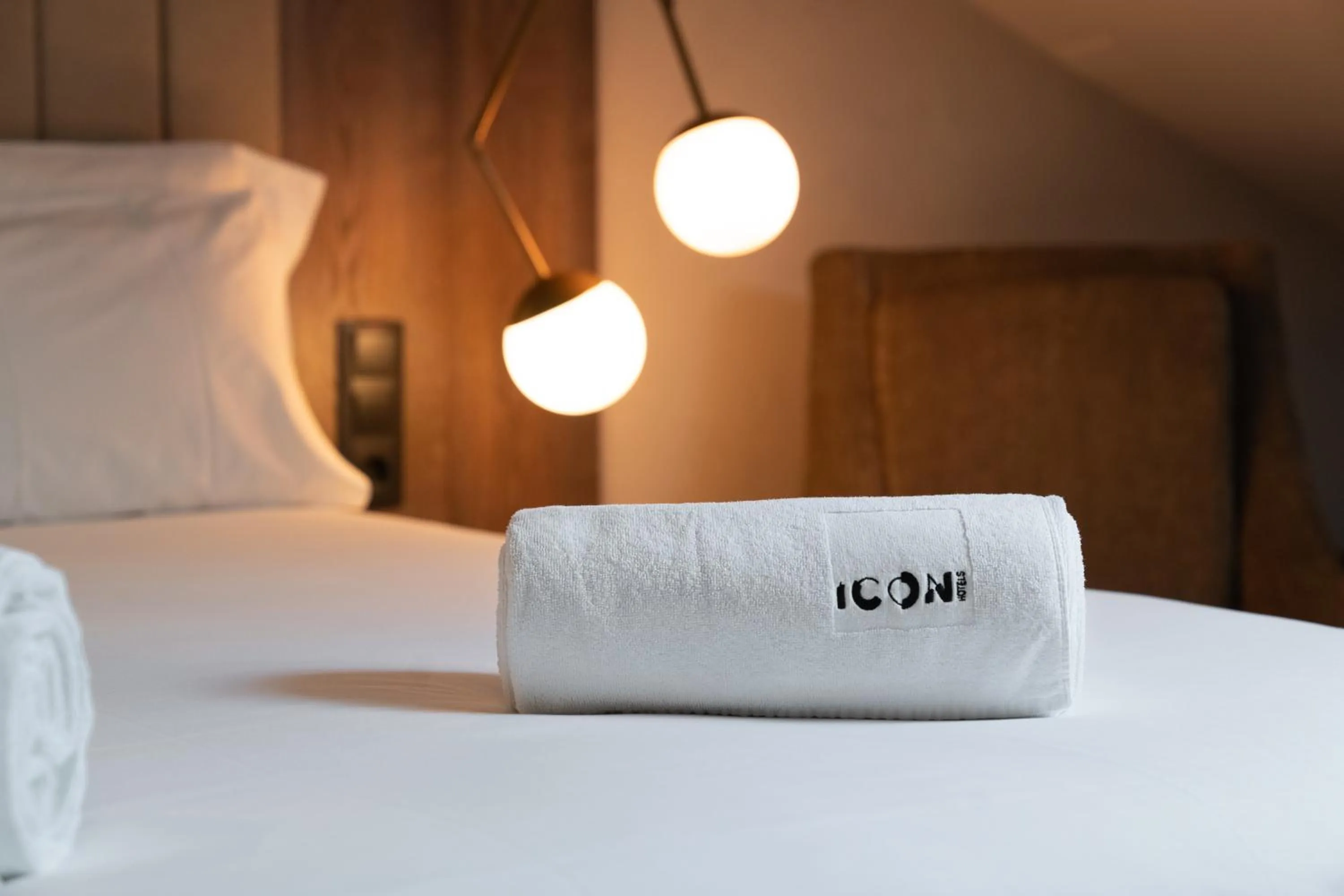 Bed in ICON Wipton