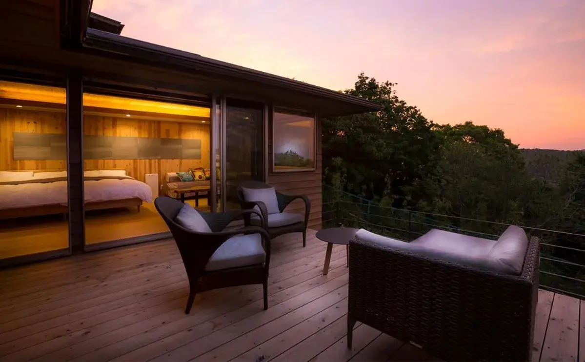 Bed in Kisara Oneness Bed in Kisara Oneness