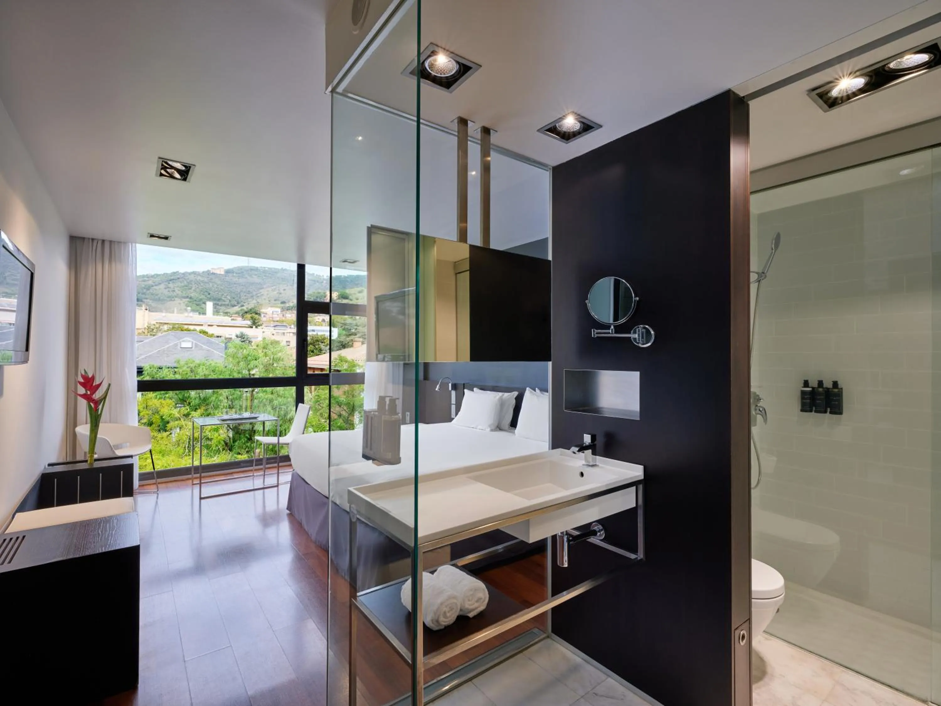 Bed in Ikonik Anglí