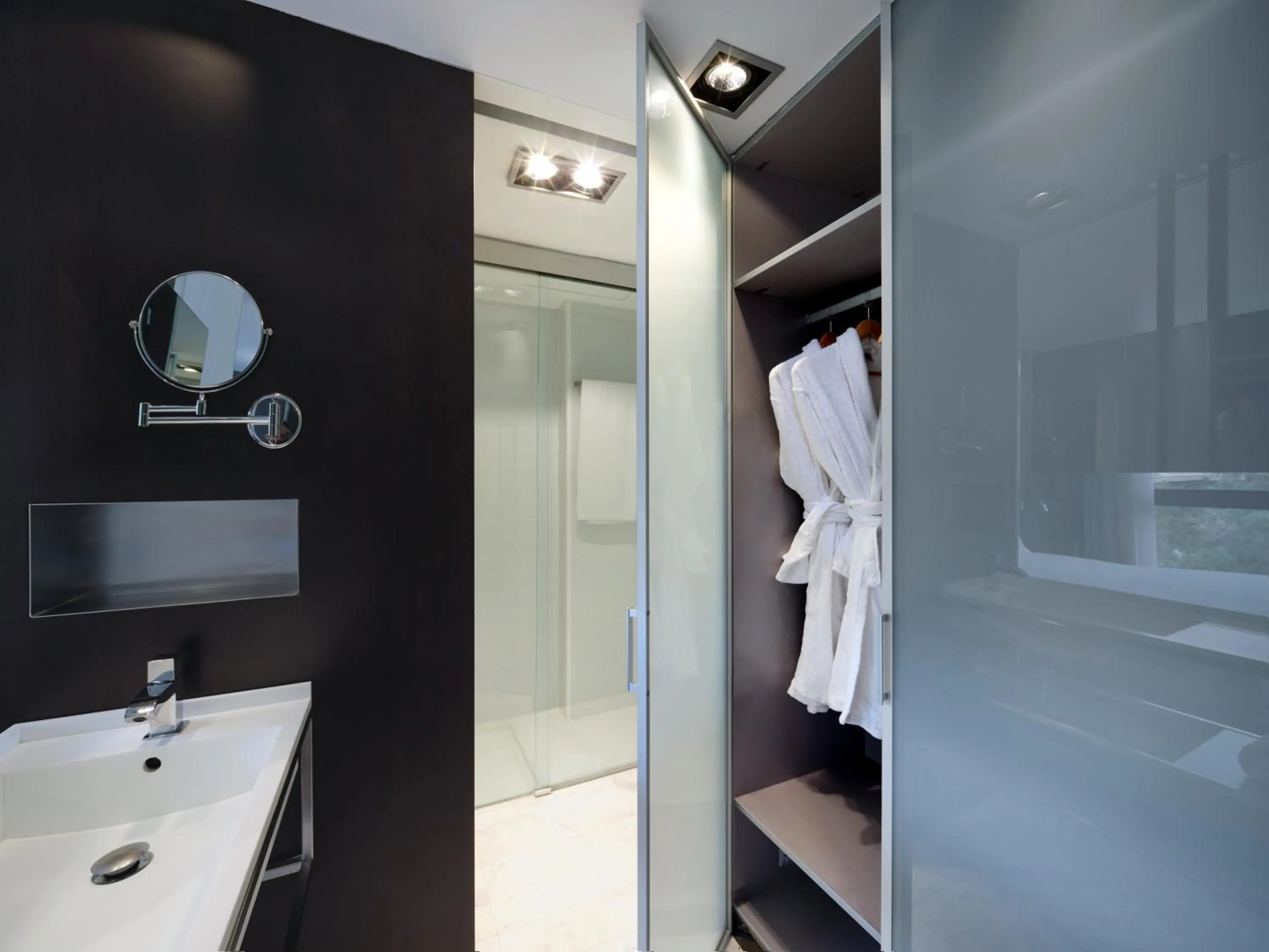 Bathroom in Ikonik Anglí