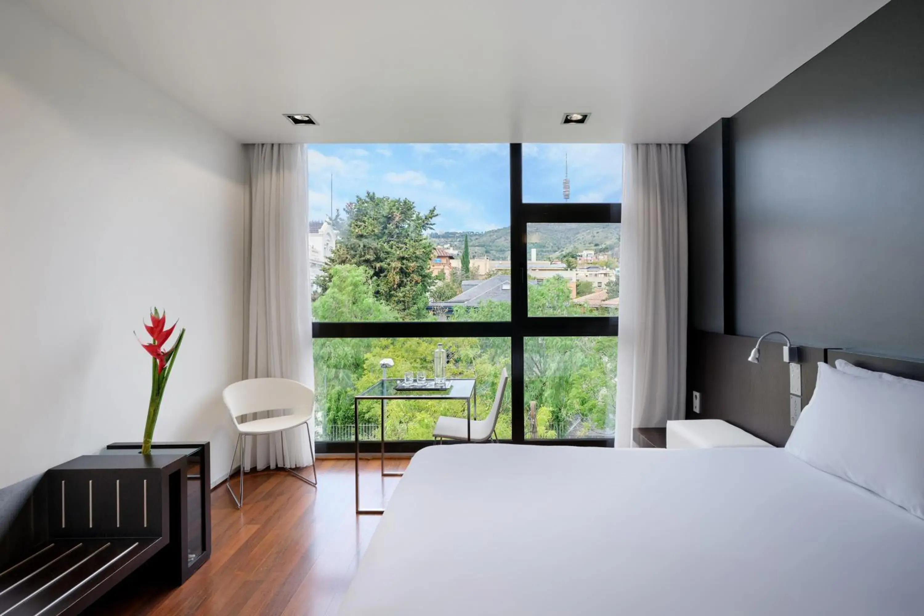 Bed in Ikonik Anglí Bed in Ikonik Anglí