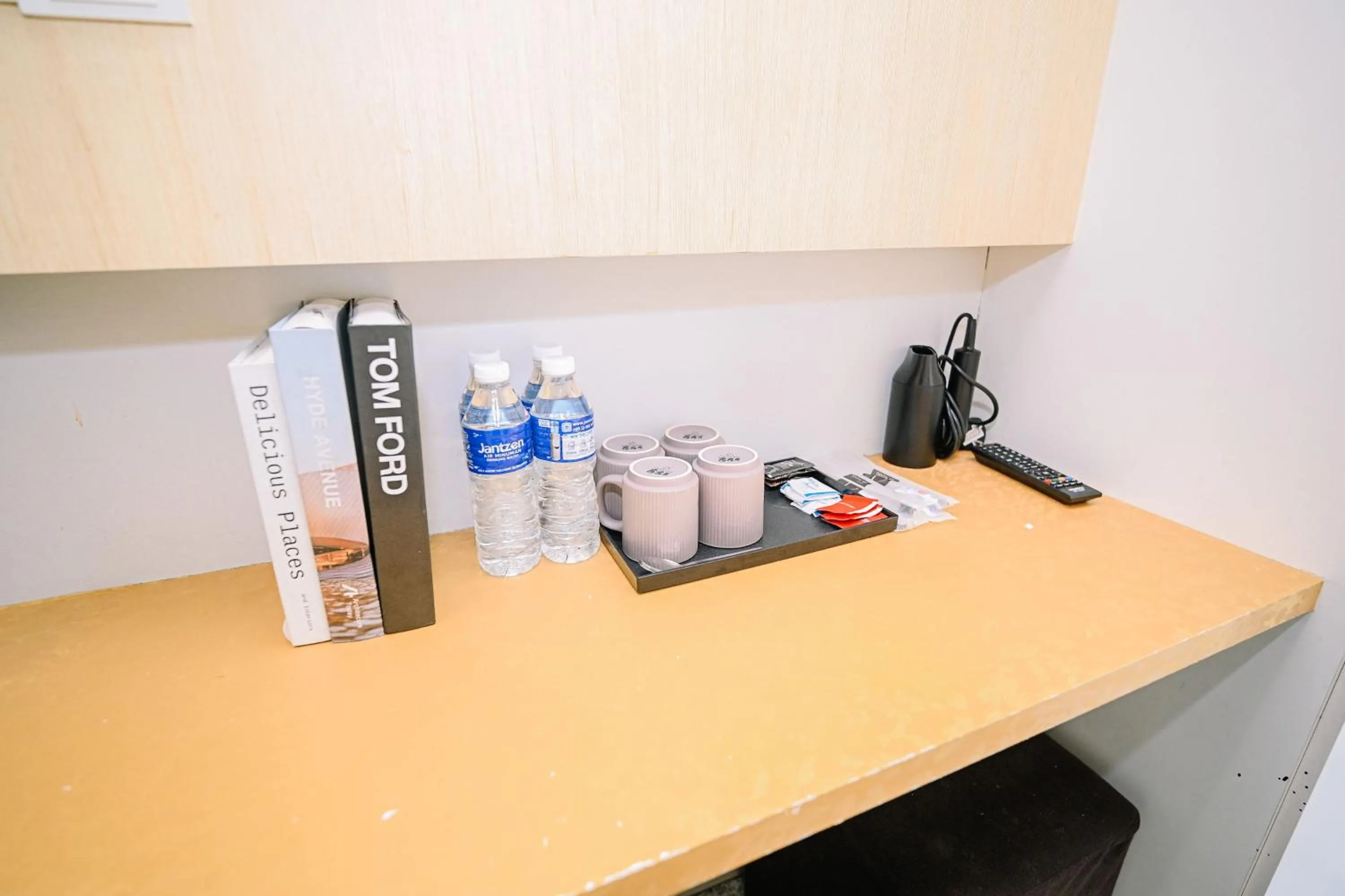 Swing & Pillows - Subang SS15