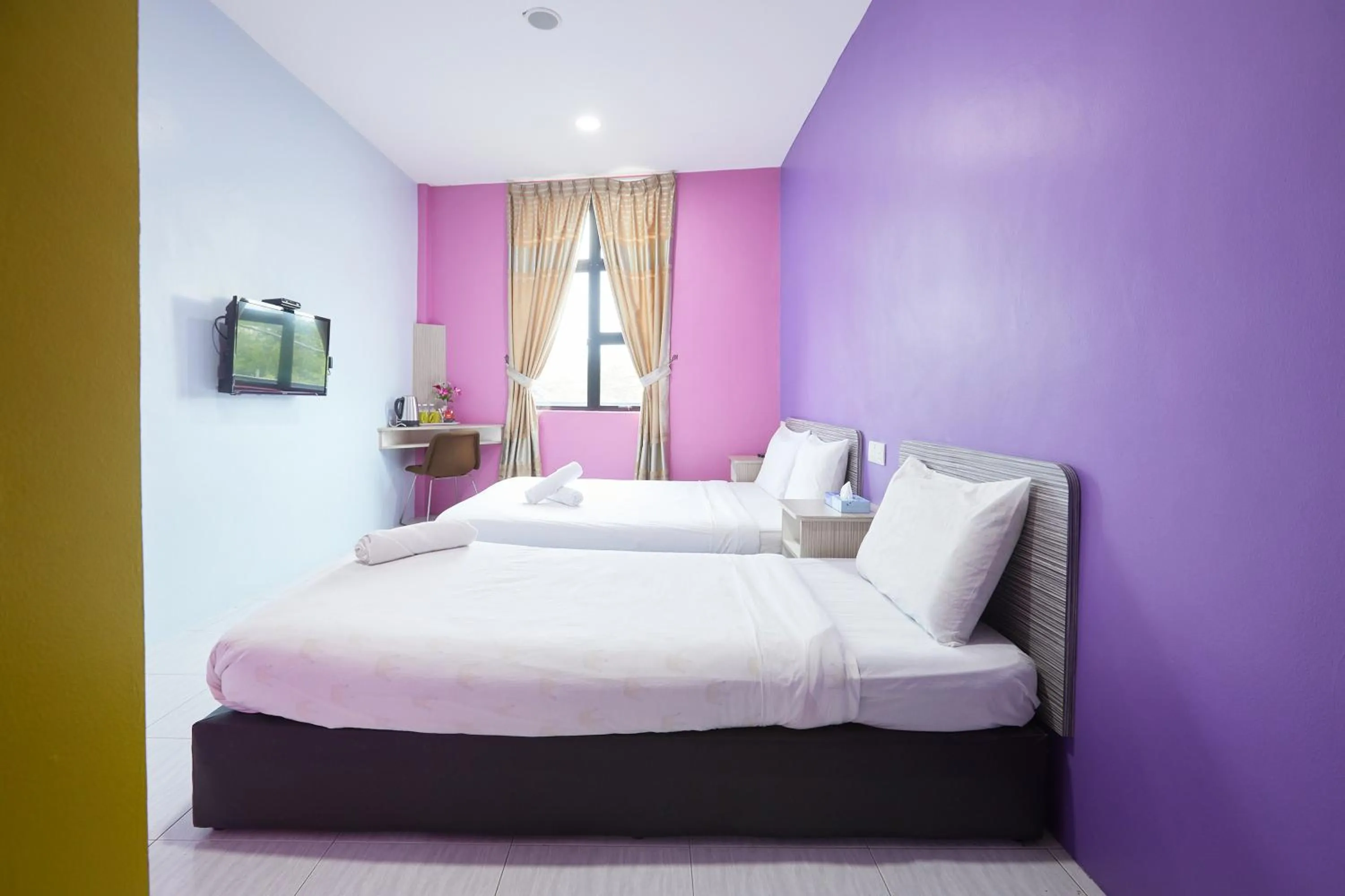 Bed in SY JERANTUT HOTEL