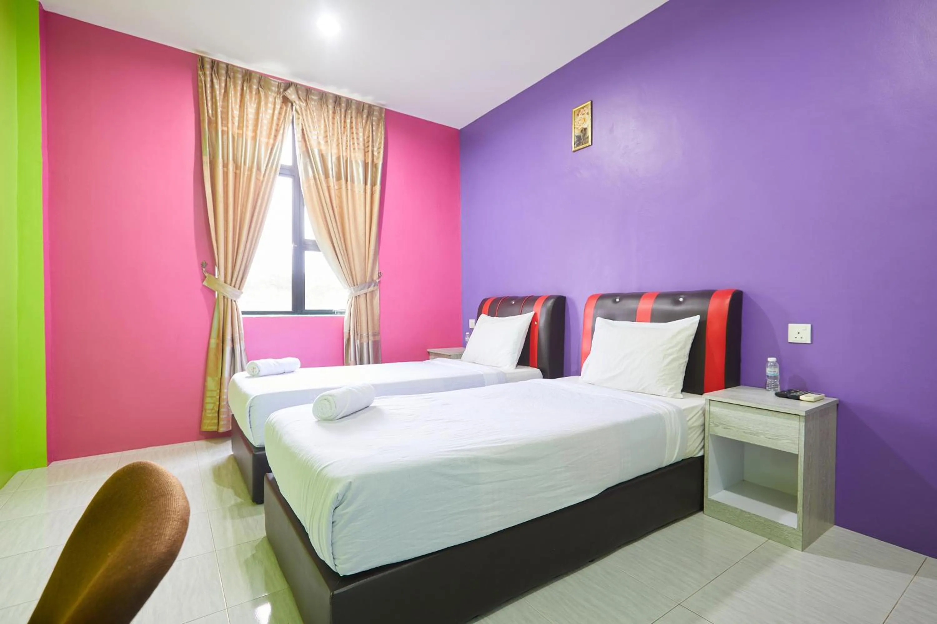 Bed in SY JERANTUT HOTEL