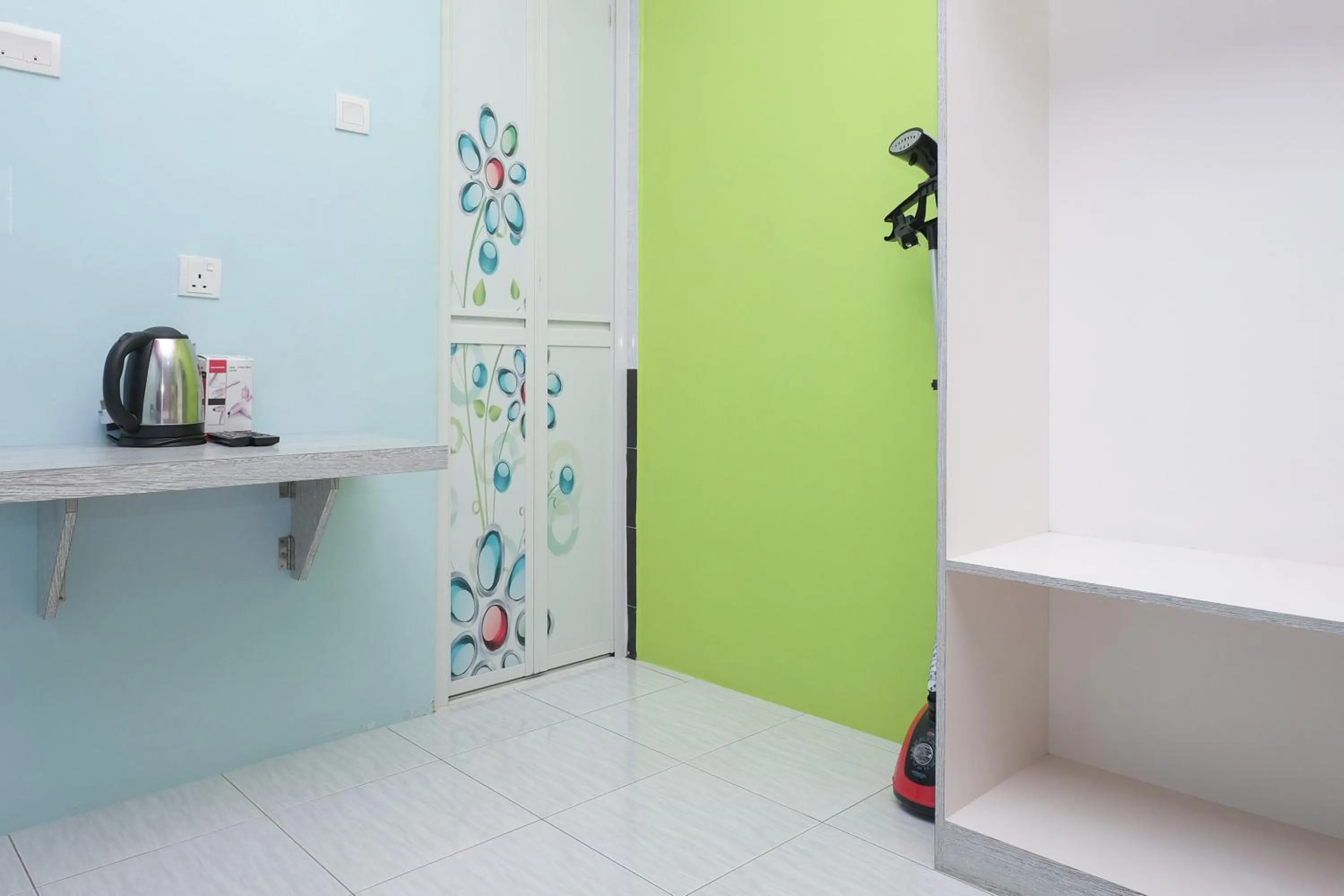 Coffee/tea facilities in SY JERANTUT HOTEL