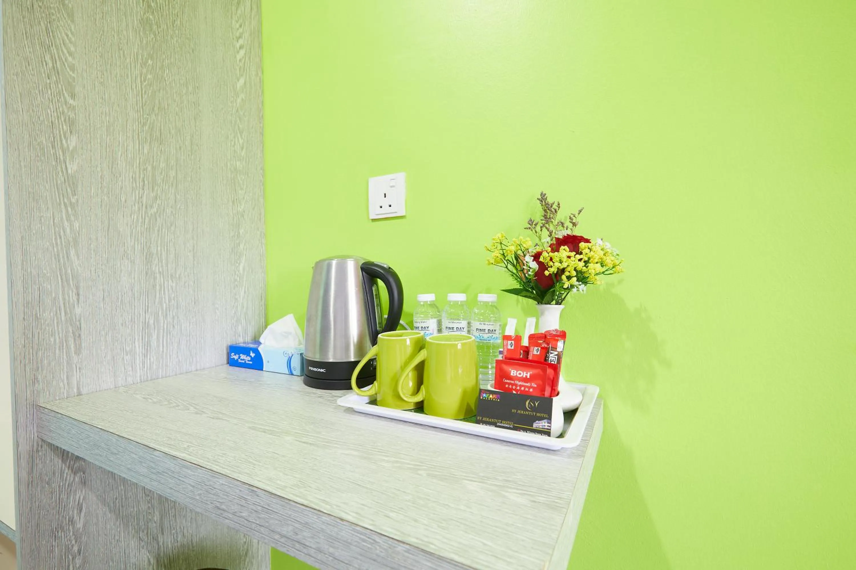 Coffee/tea facilities in SY JERANTUT HOTEL