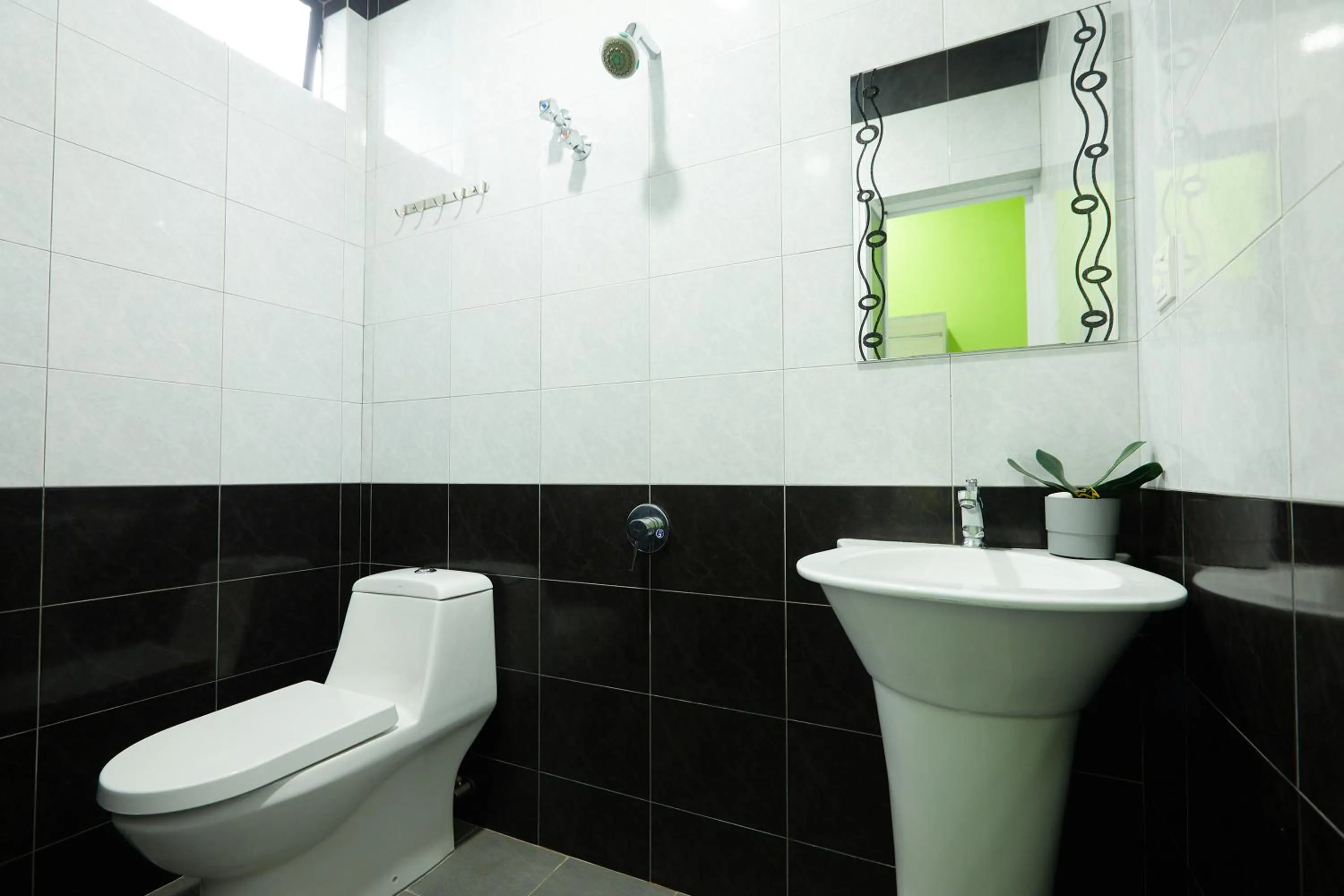 Bathroom in SY JERANTUT HOTEL