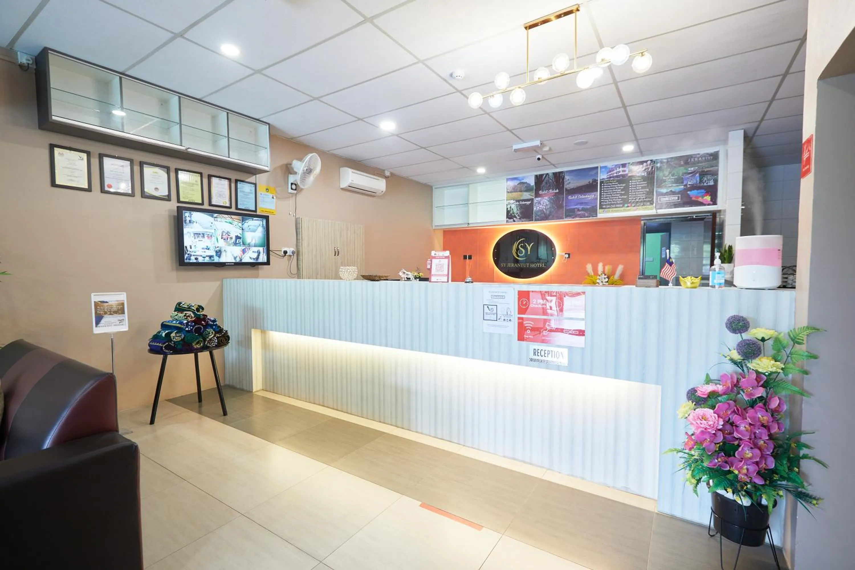 Lobby or reception in SY JERANTUT HOTEL