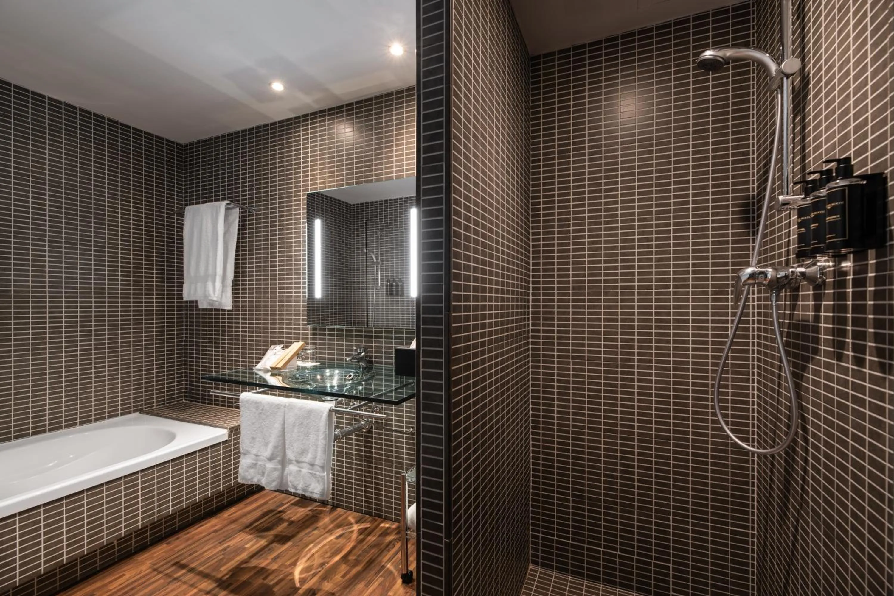 Shower in Exe Zizur Pamplona