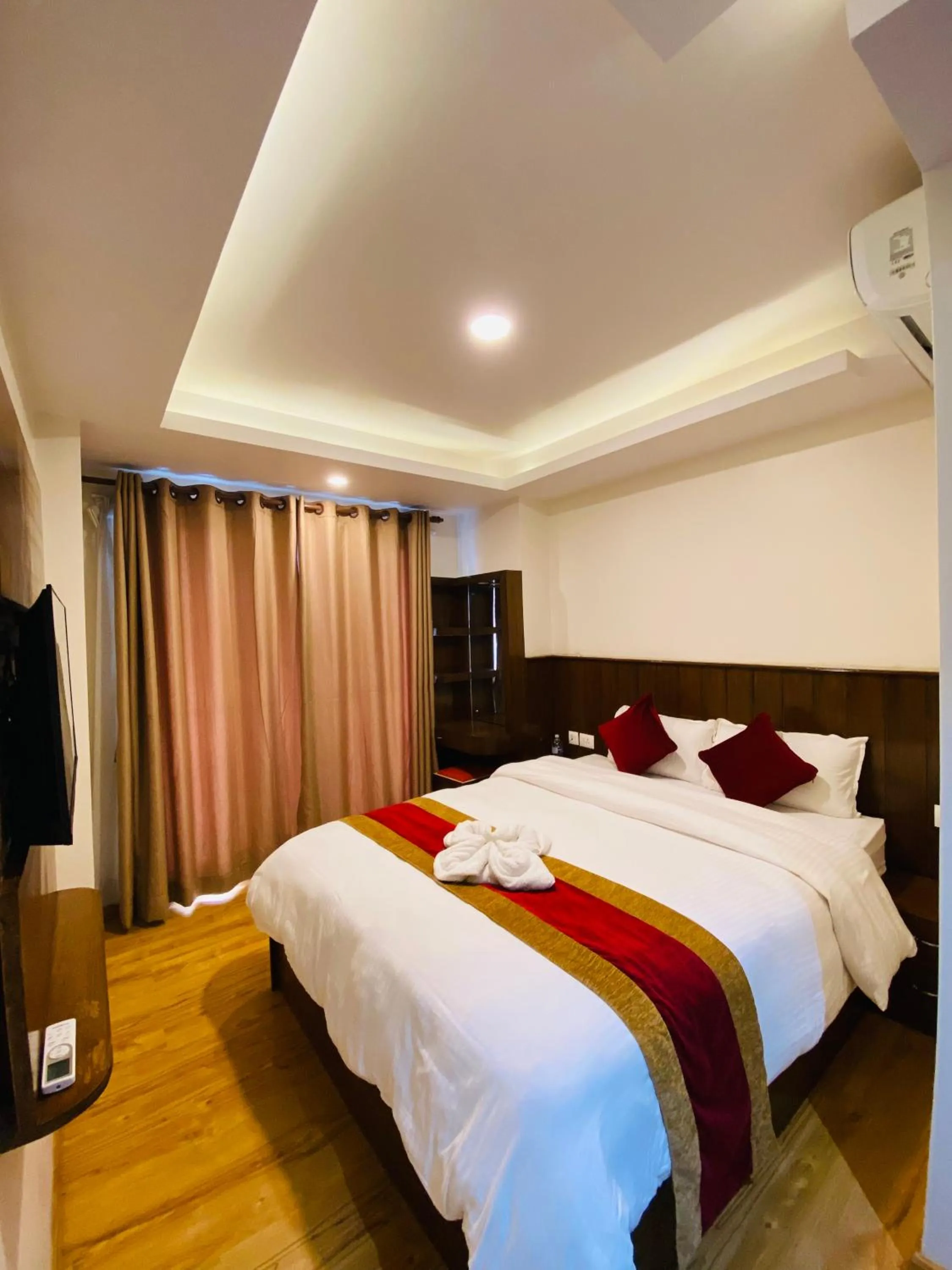 Bed in Hotel Abi International