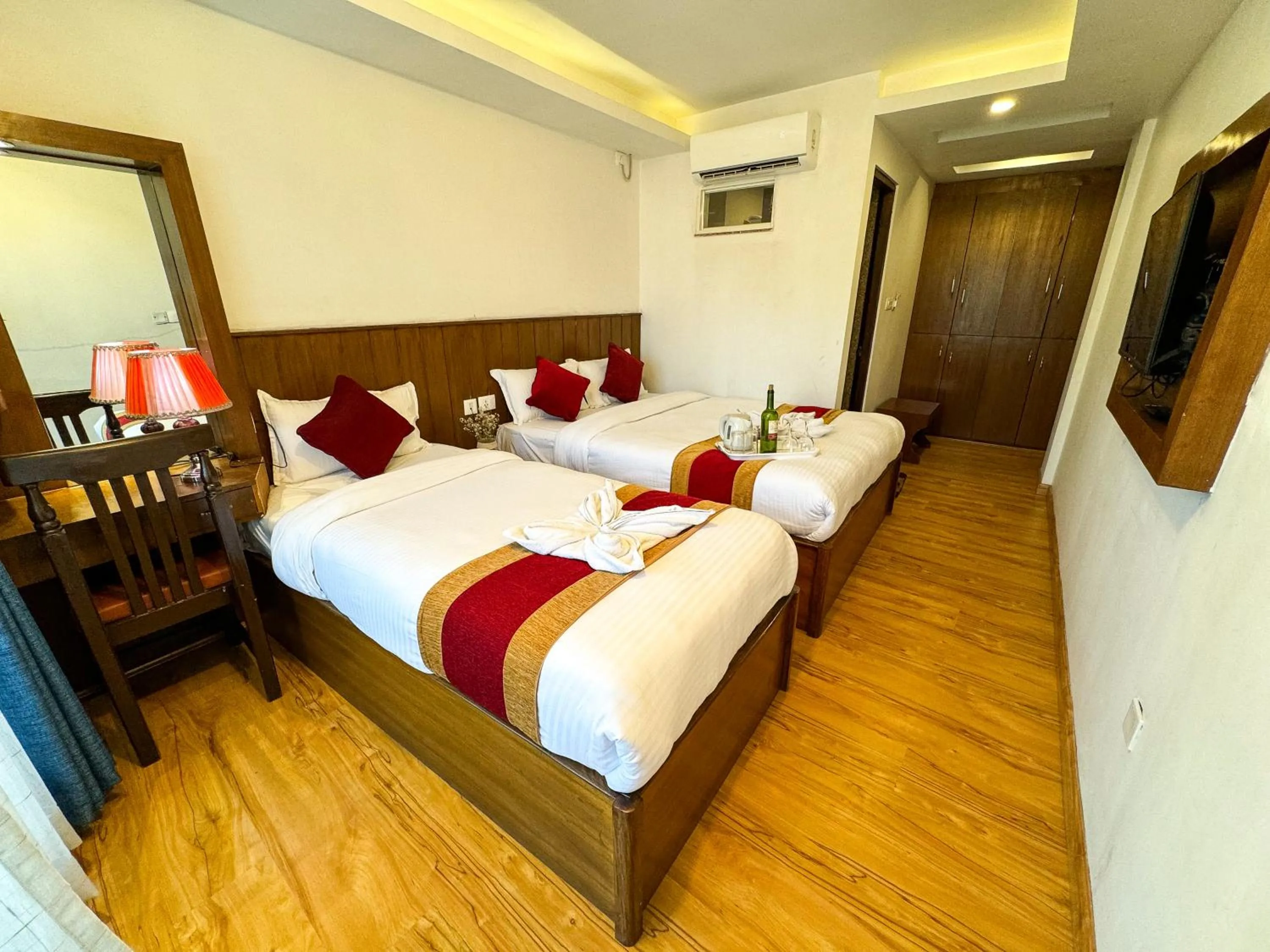 TV and multimedia, Bed in Hotel Abi International