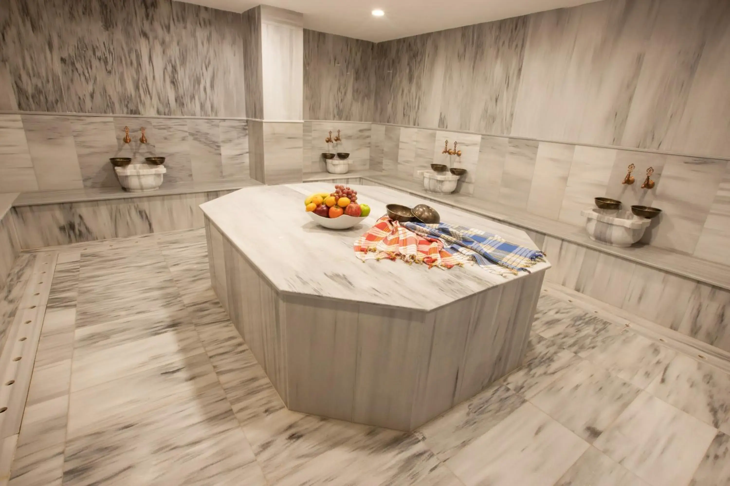 First Joy Hotel First Joy Hotel