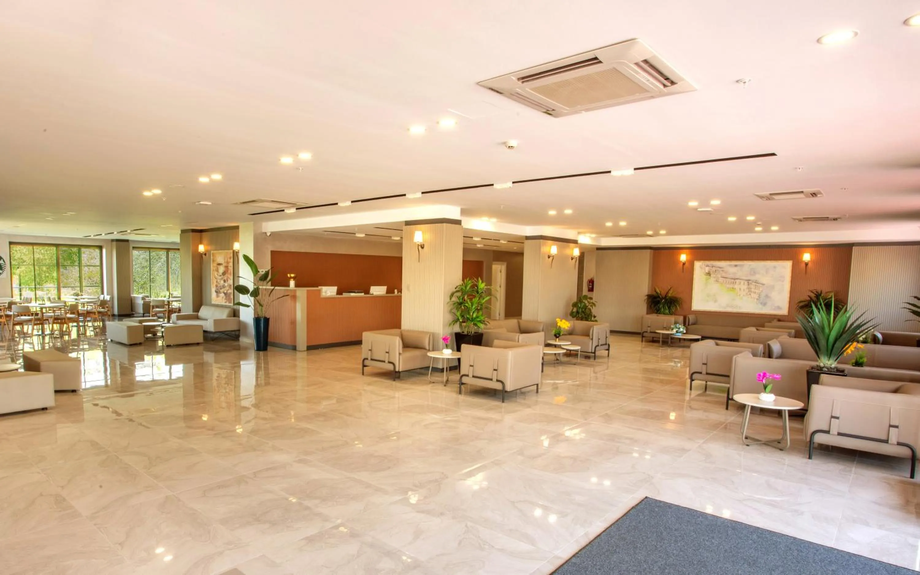 Lobby or reception in First Joy Hotel