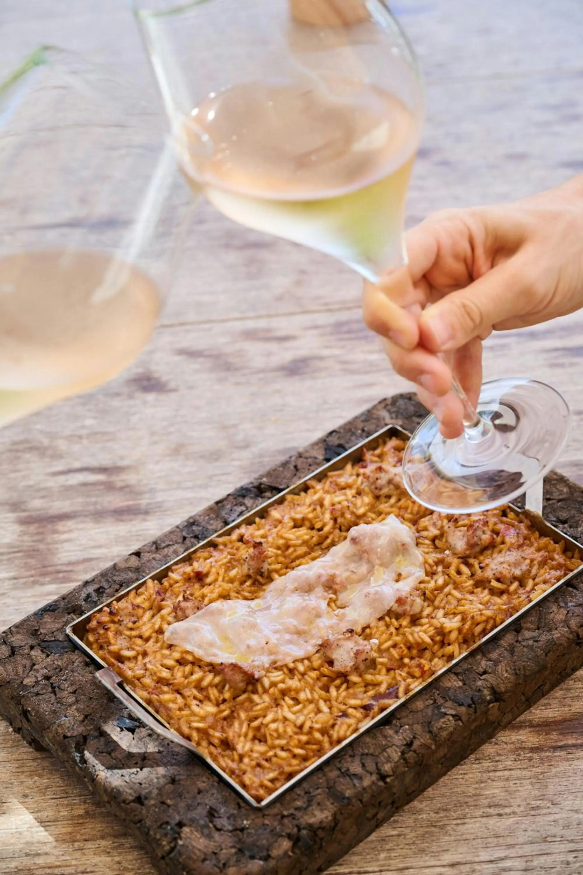 Restaurant/places to eat in AC Hotel by Marriott Gava Mar Airport