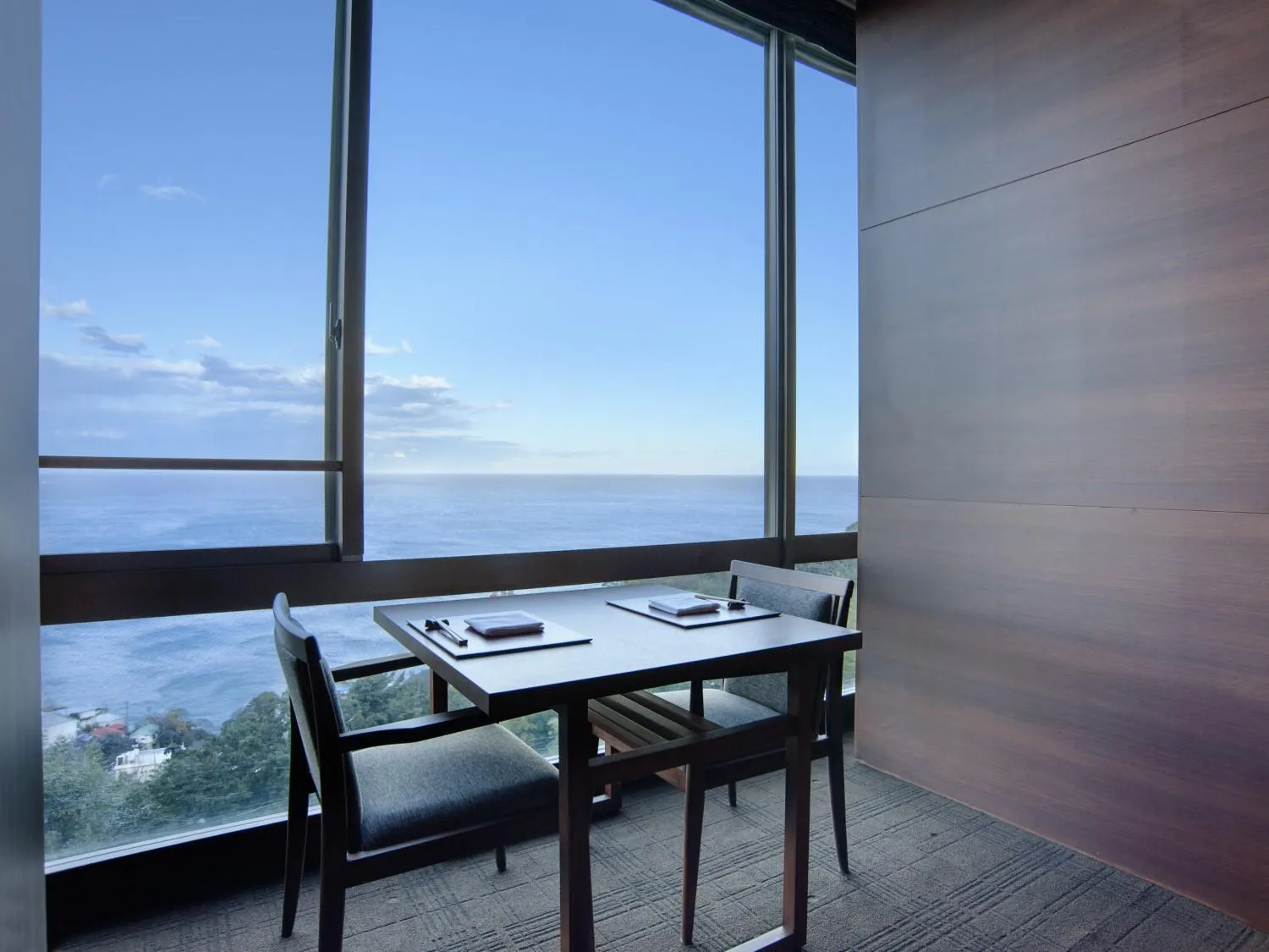 Restaurant/places to eat in Atami Sekaie