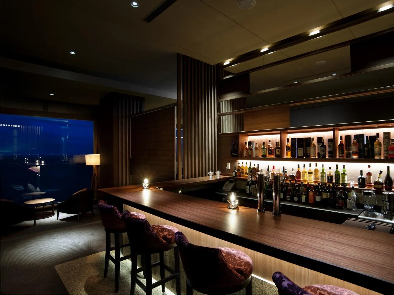 Lounge or bar in Atami Sekaie