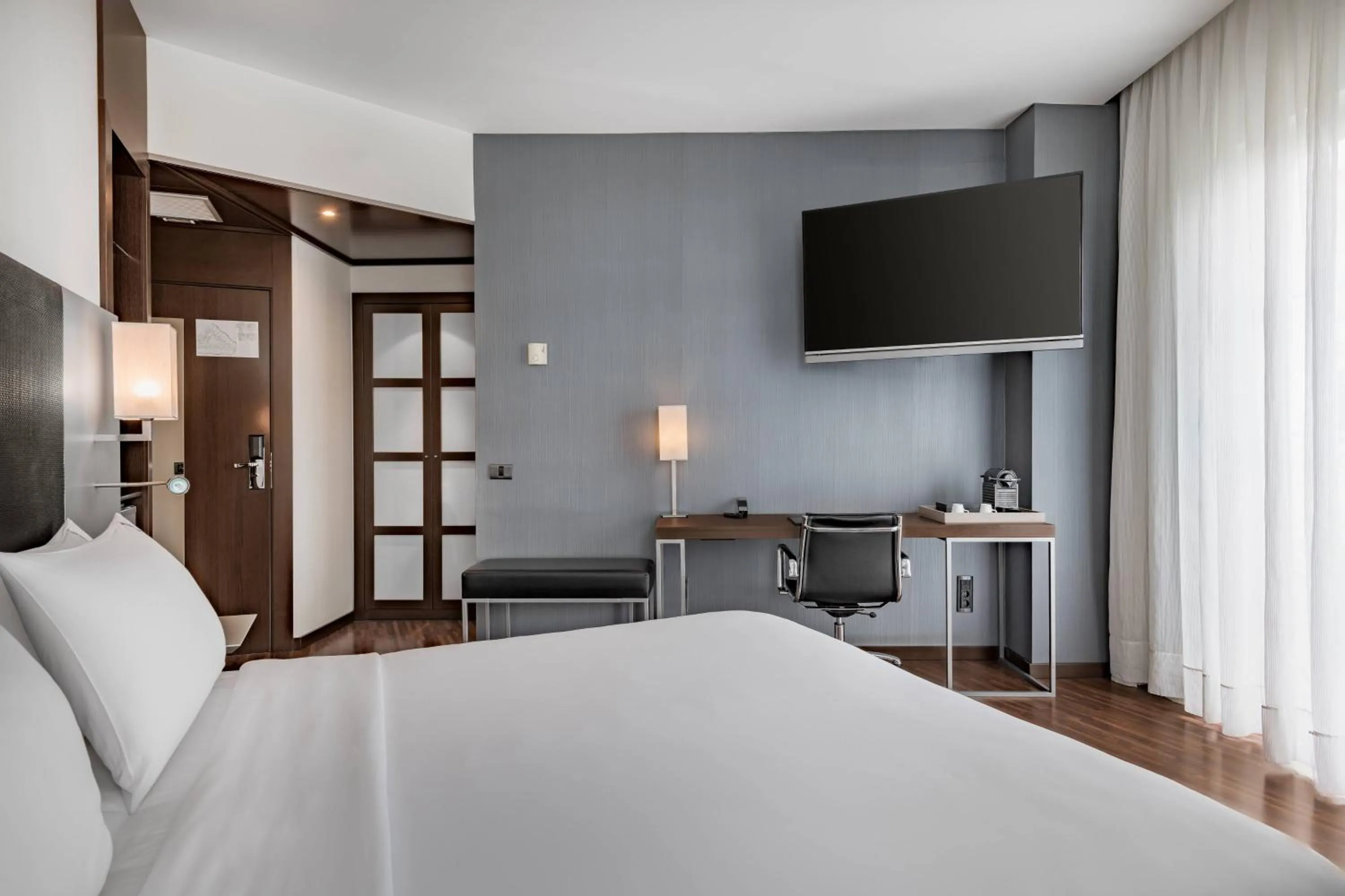 Photo of the whole room, Bed in AC Hotel Burgos by Marriott