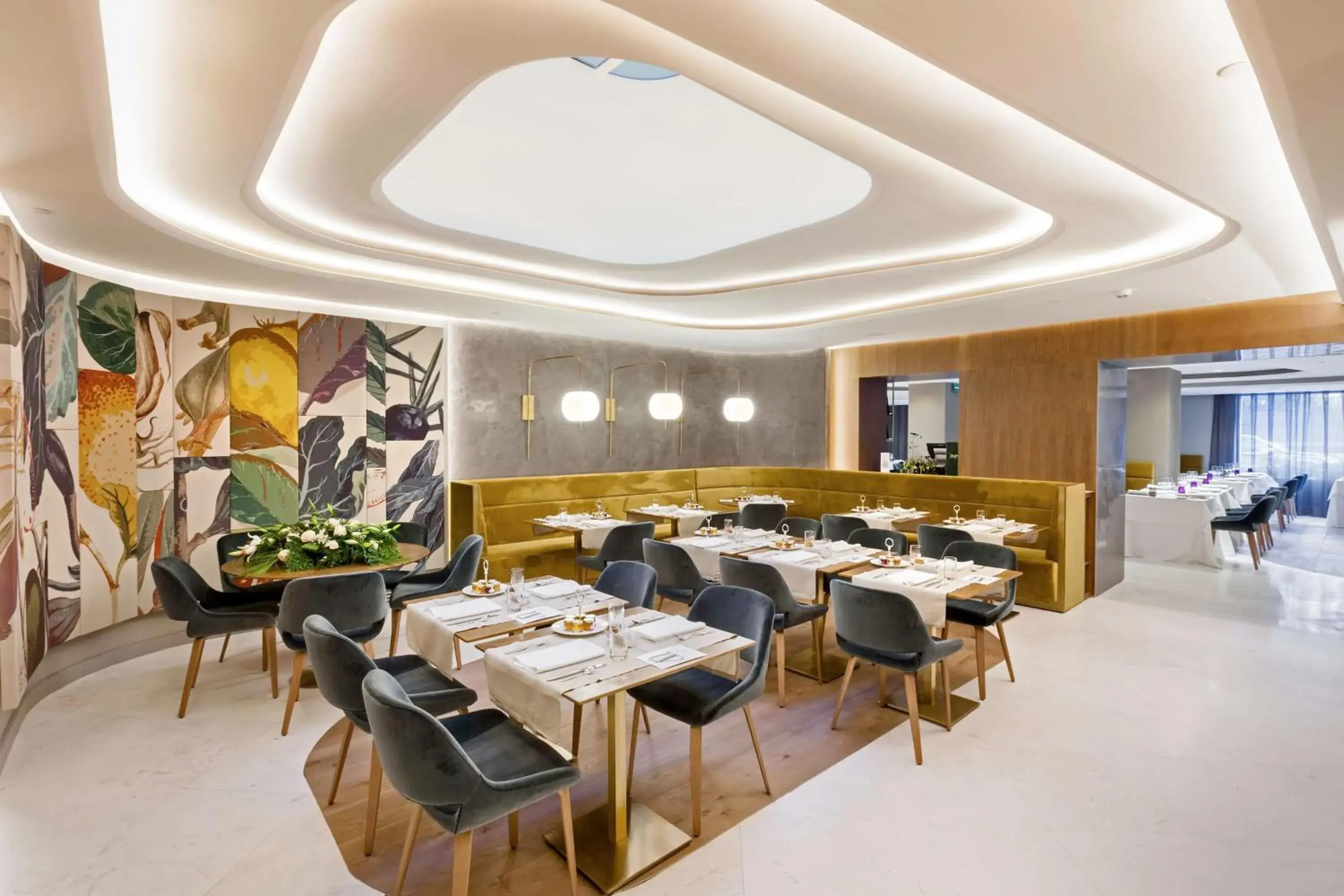 Restaurant/places to eat in Barceló Emperatriz Restaurant/places to eat in Barceló Emperatriz