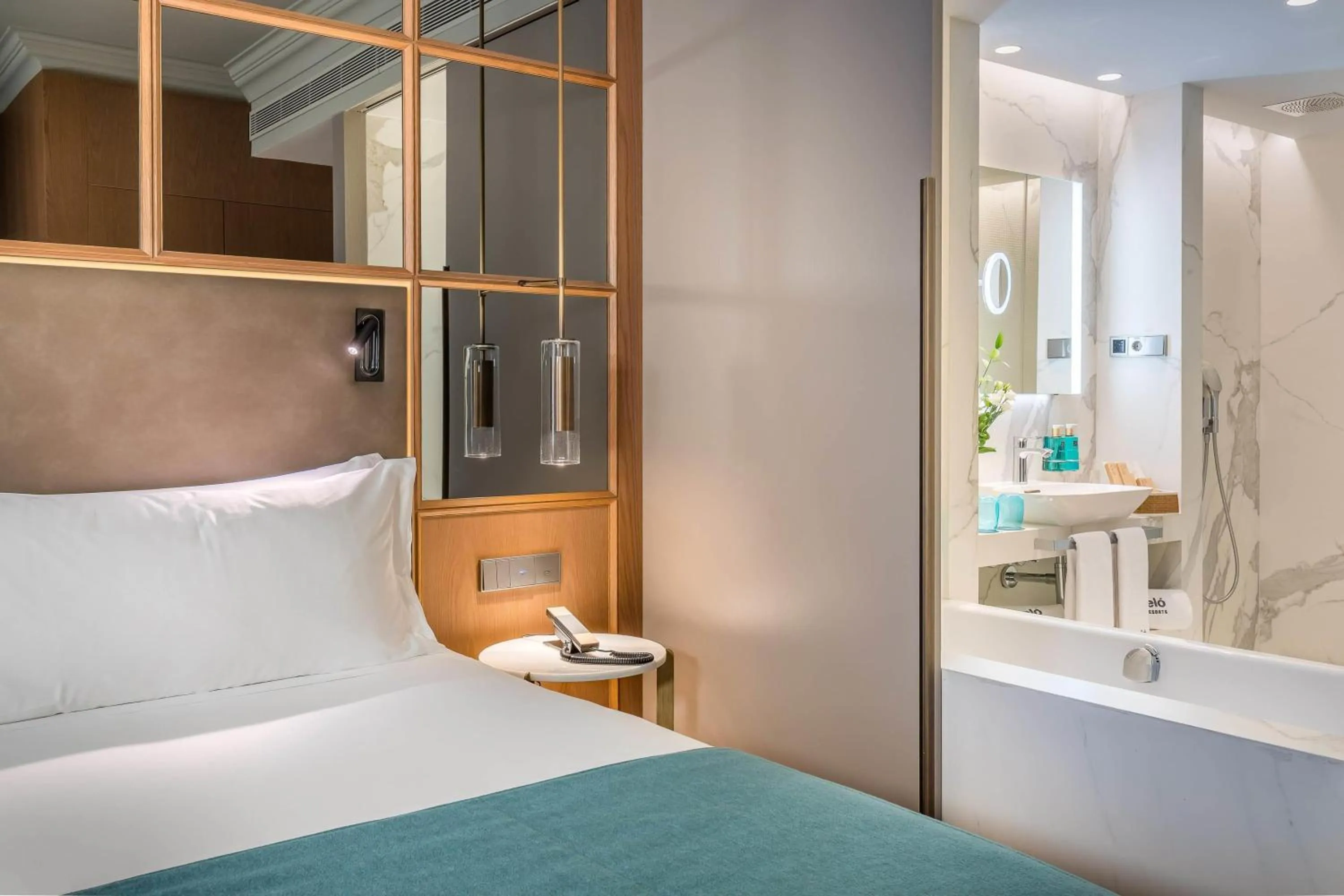 Bedroom, Bed in Barceló Emperatriz