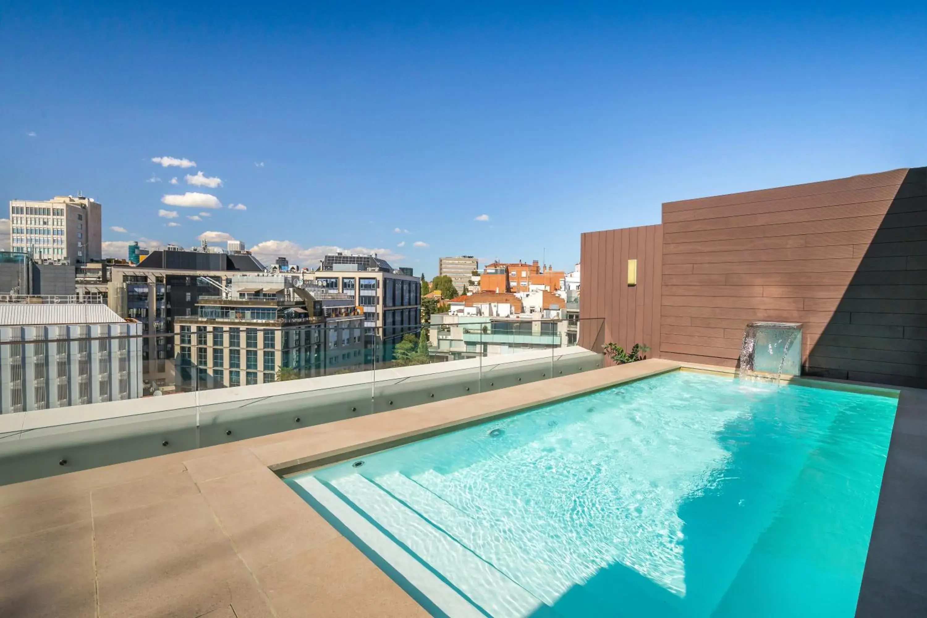 Swimming pool in Barceló Emperatriz Swimming pool in Barceló Emperatriz