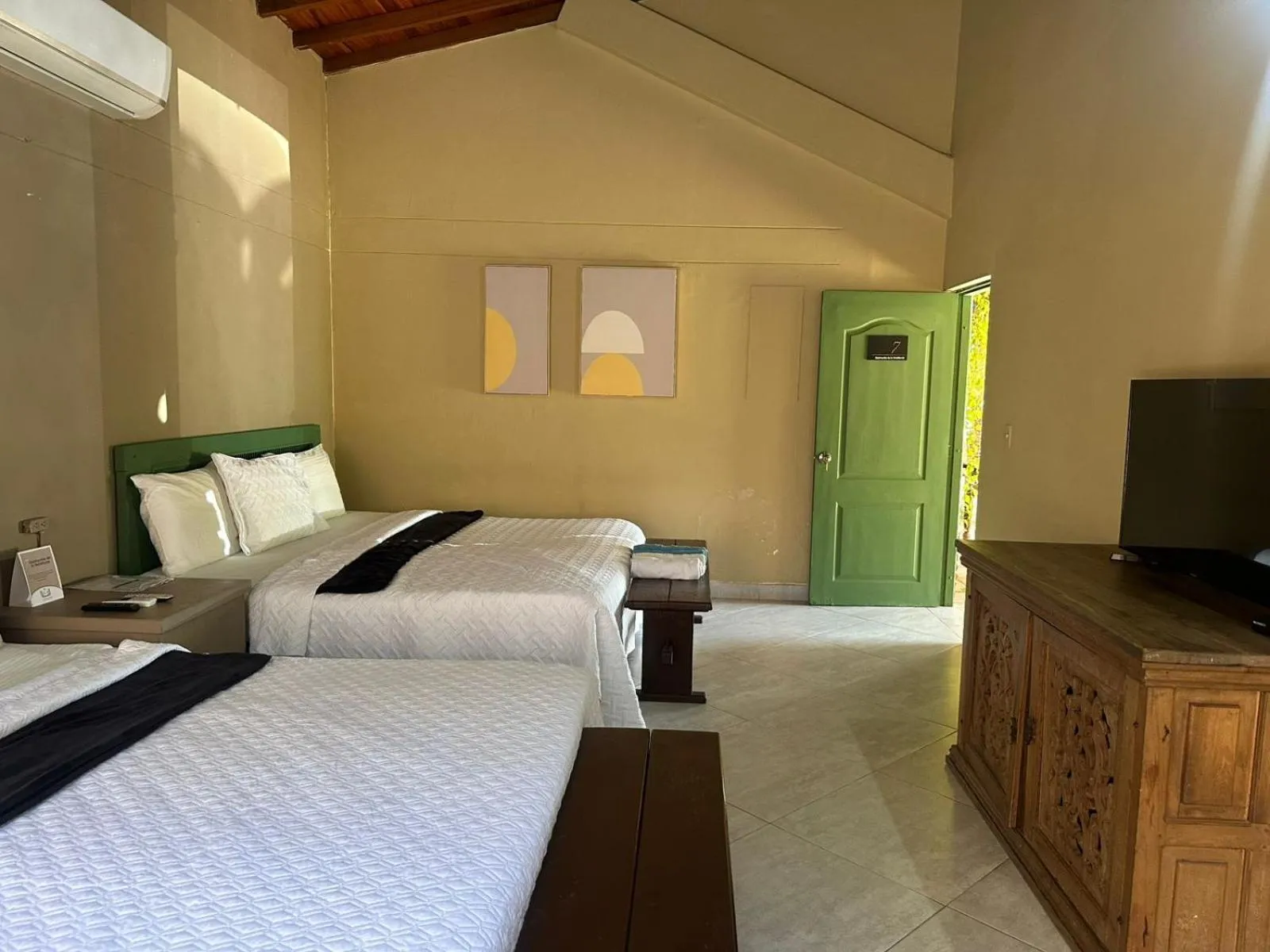 Bedroom, Bed in Finca Hotel Guadalupe