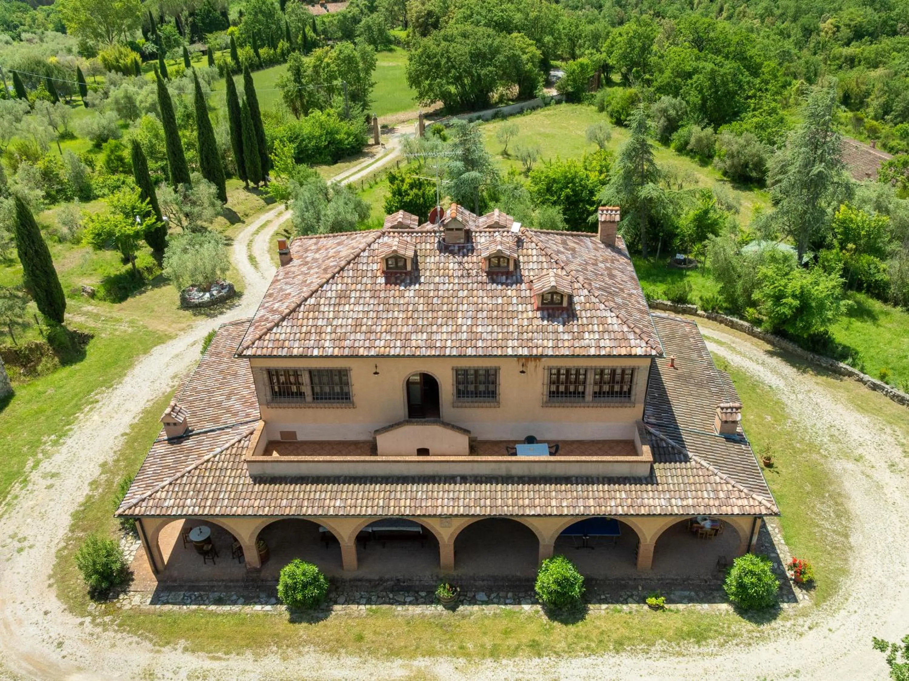 Property building in Villa Cresci con piscina Tuscan villa with pool near Sassetta thermal baths & Bolgheri Wine Route
