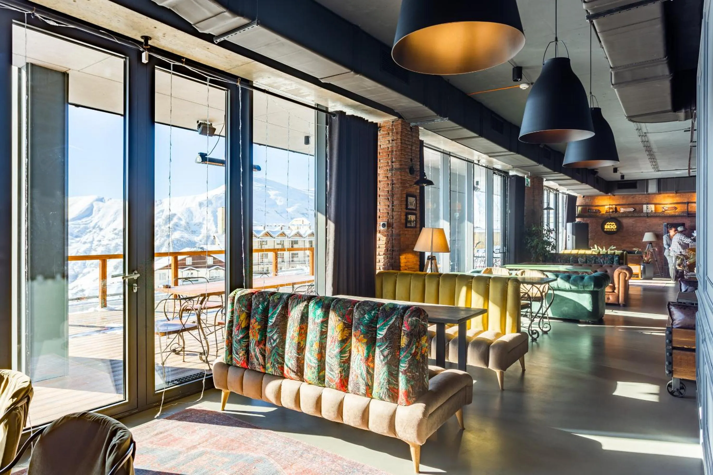 Restaurant/places to eat in Skio