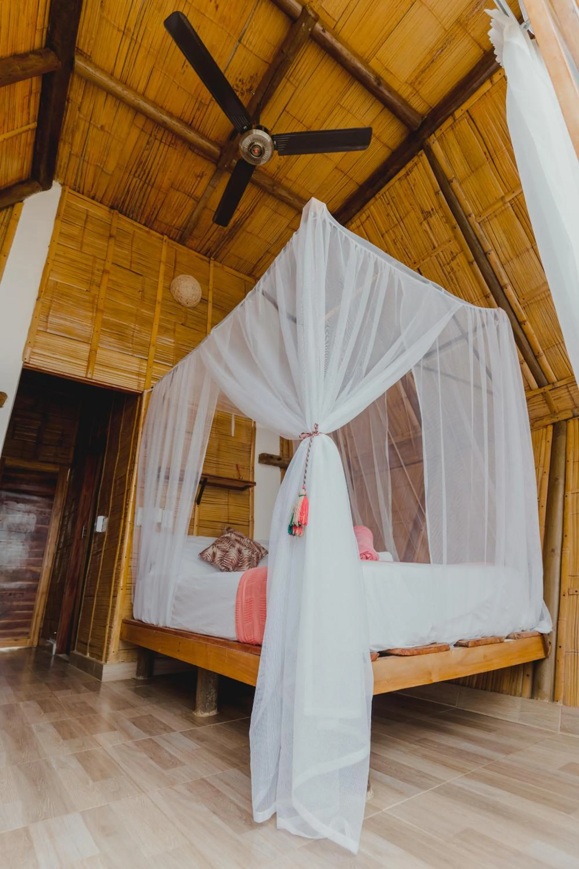 Bedroom, Bed in UUTTAAKA Eco-Hotel