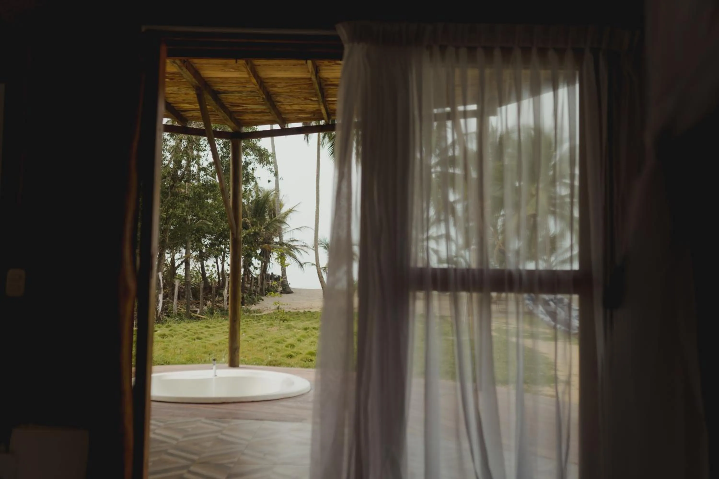 Bath in UUTTAAKA Eco-Hotel