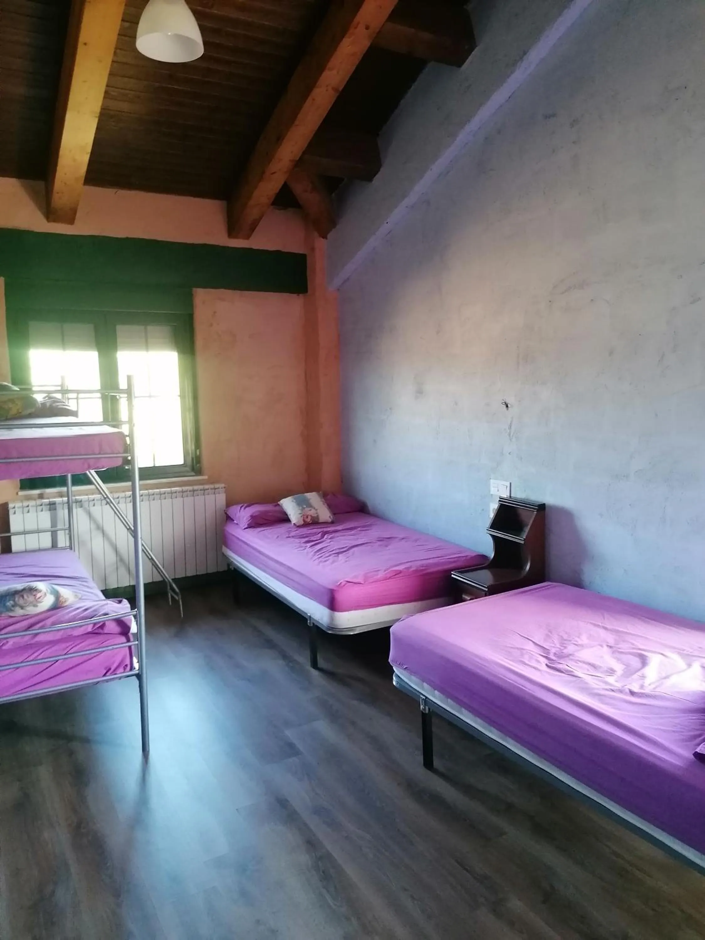 Single Bed in Mixed Dormitory Room in ALBERGUE peregrinos CASAFLOR