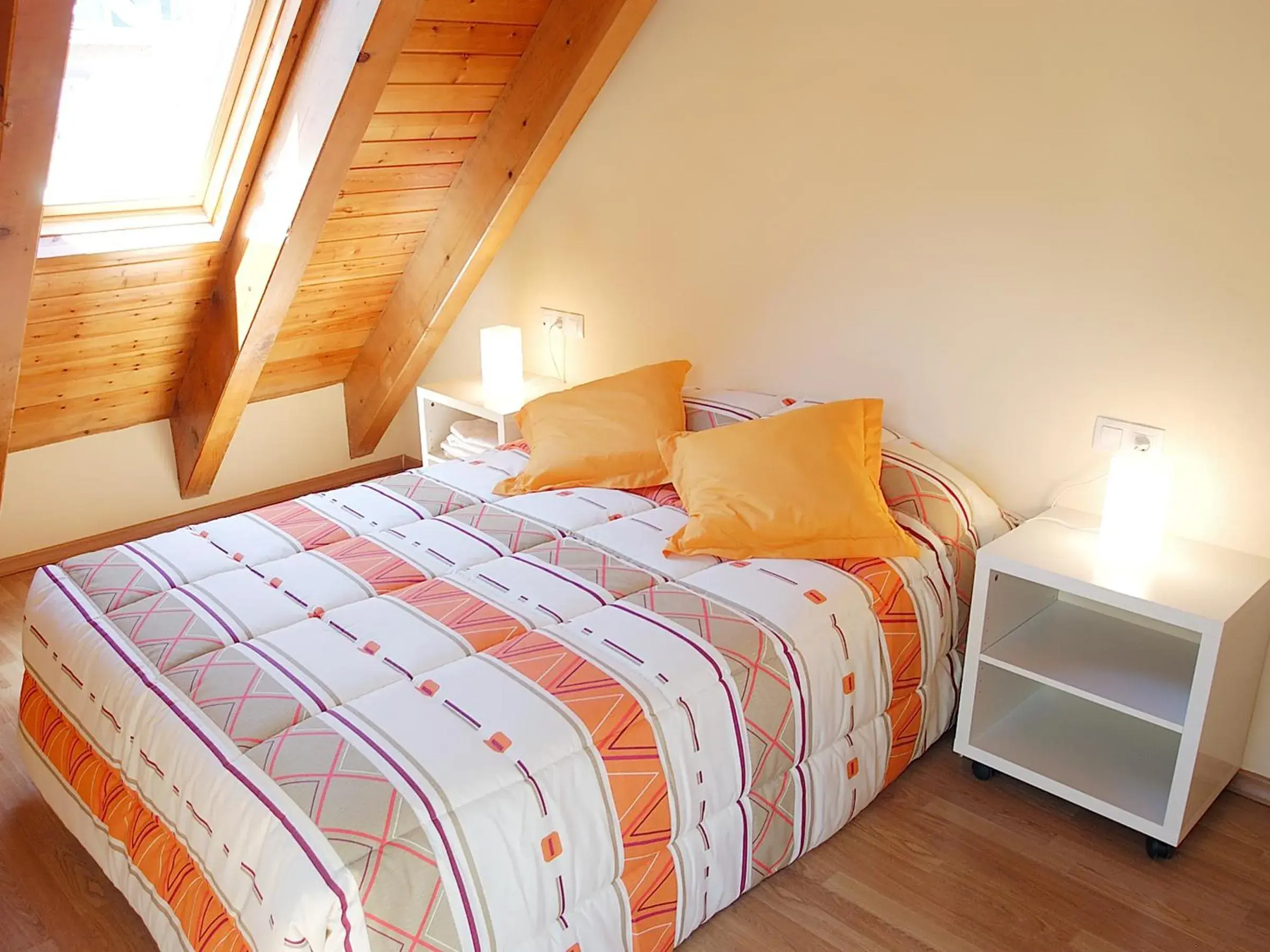 Bed in Aparthotel Nou Vielha Bed in Aparthotel Nou Vielha