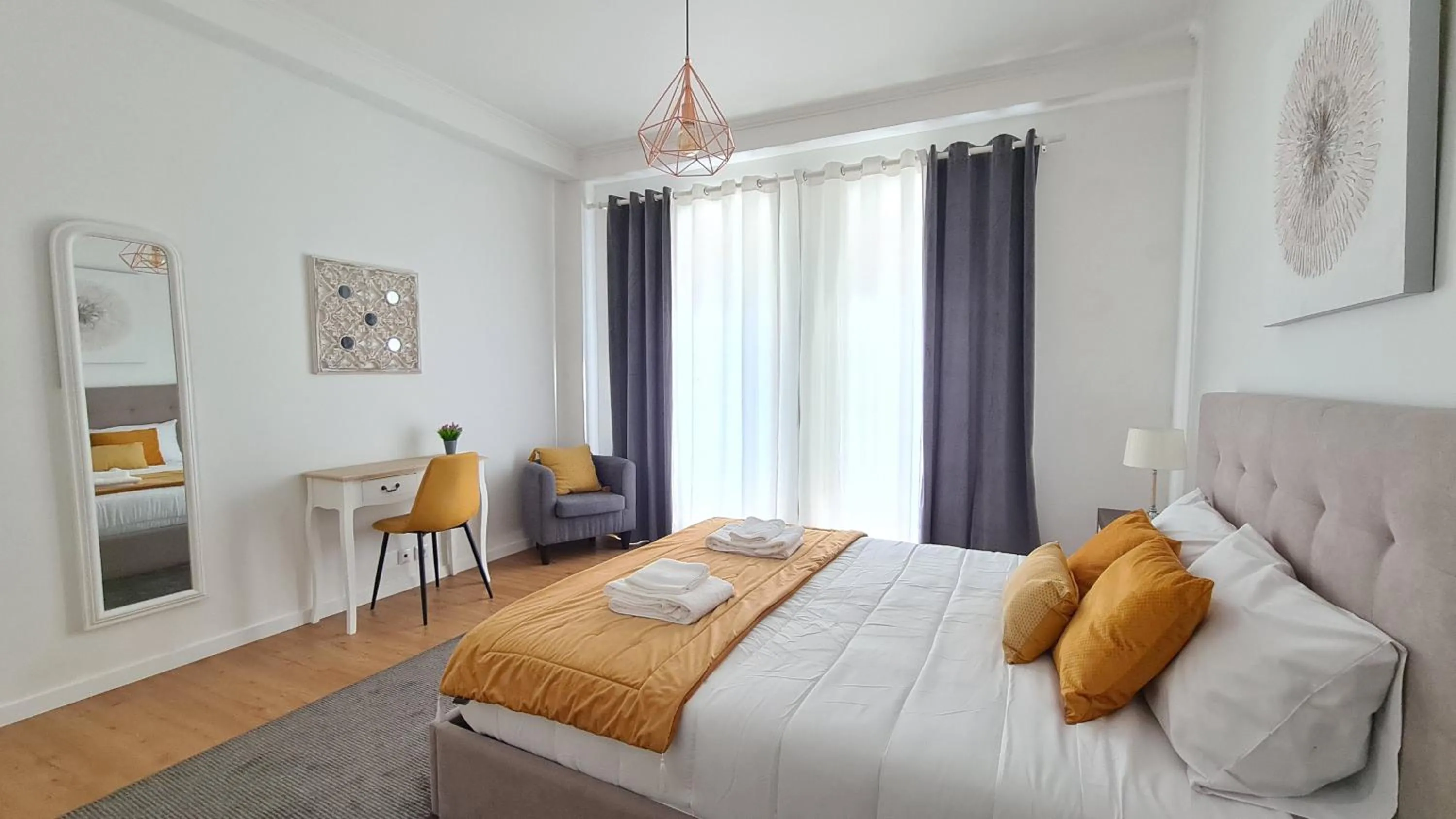 Bed in Santa Clara Apartments