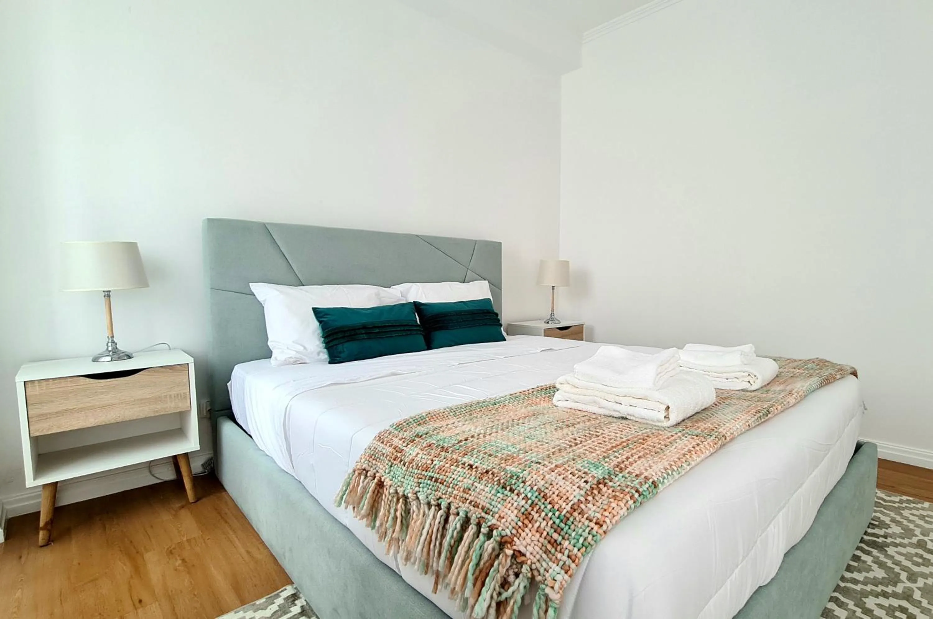 Bed in Santa Clara Apartments