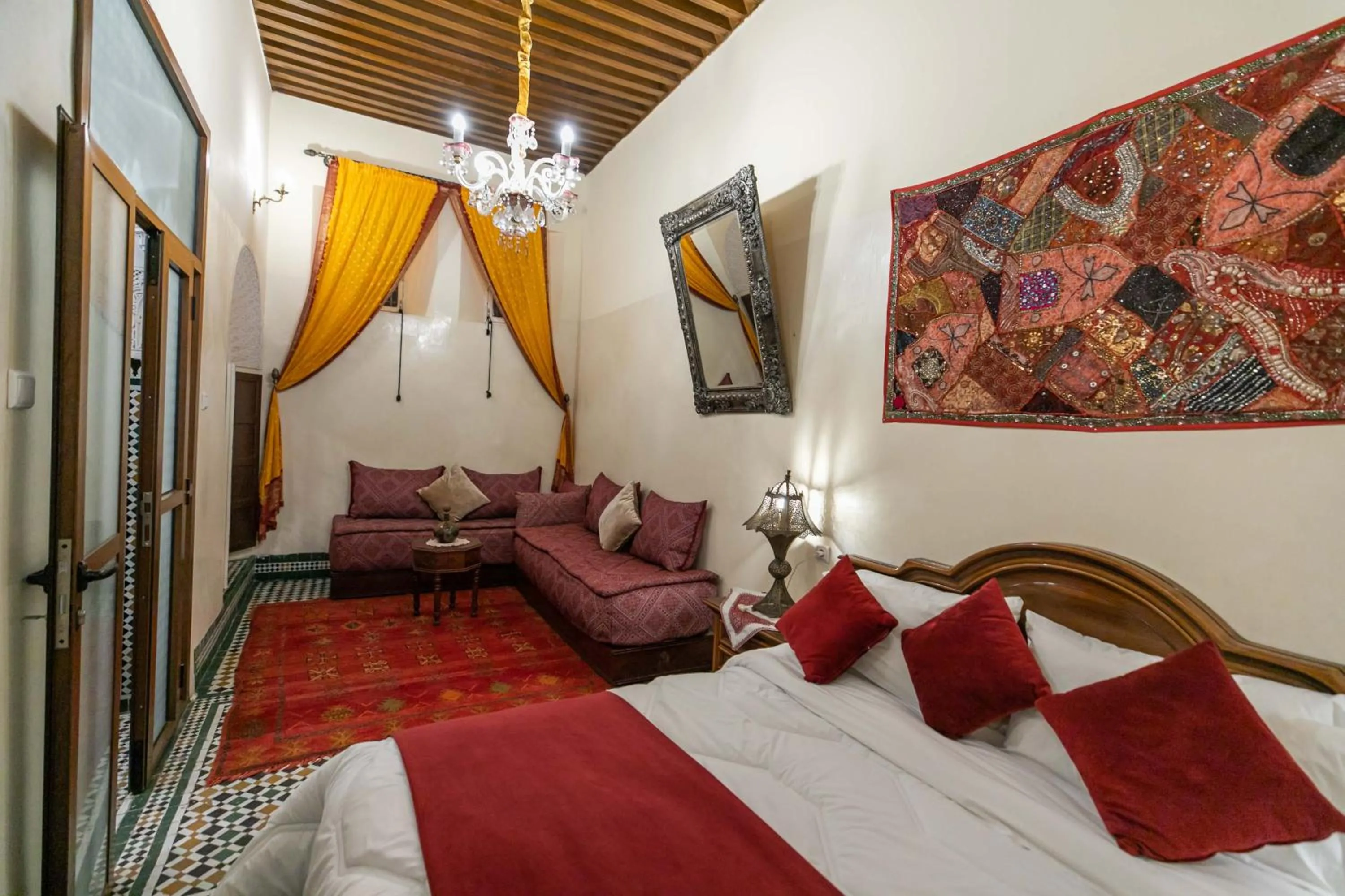 Charmant appartement avec terrasse privee a fes medina