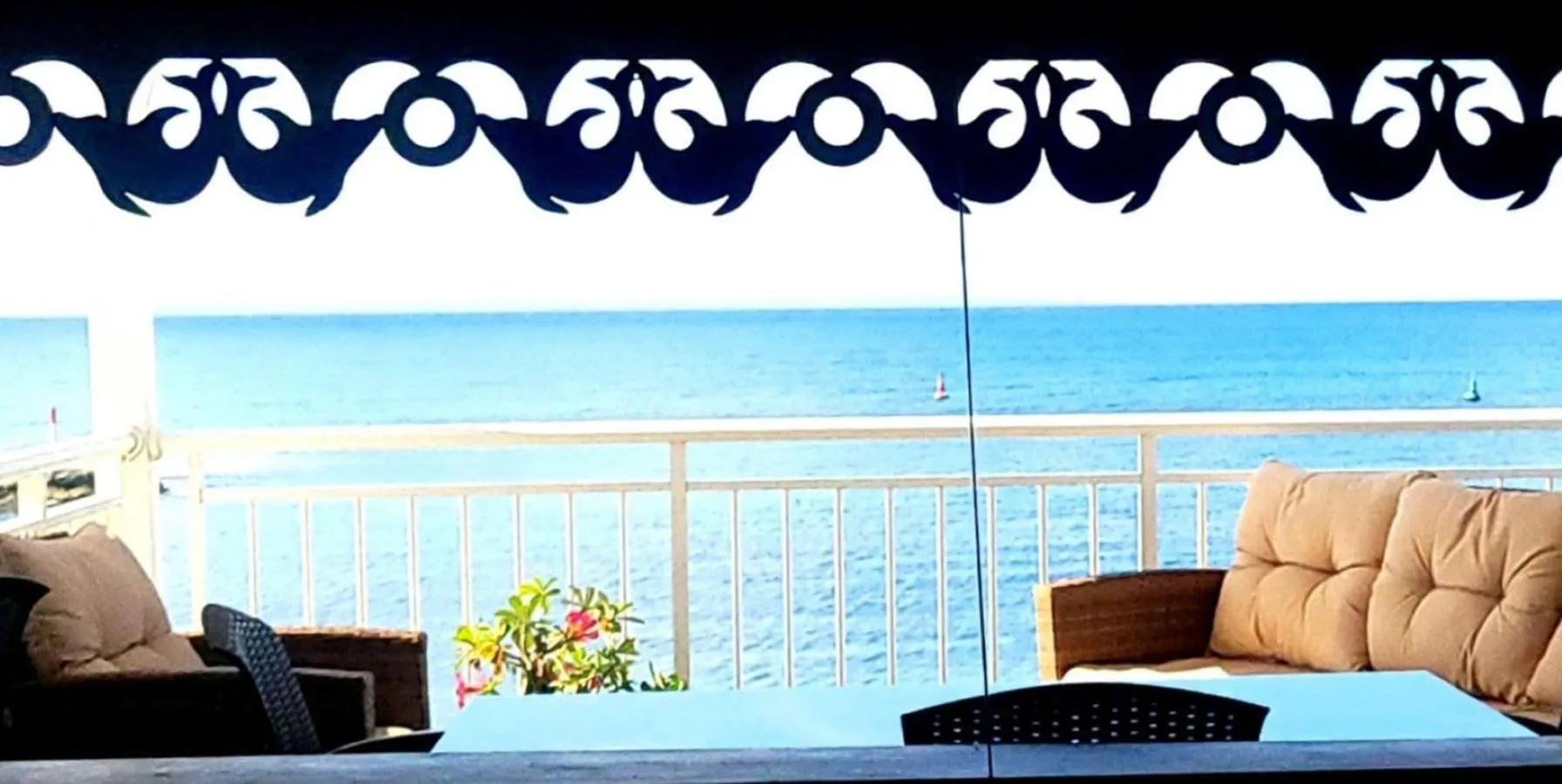 Sea view in Sublime appartement face à la mer, vue panoramique
