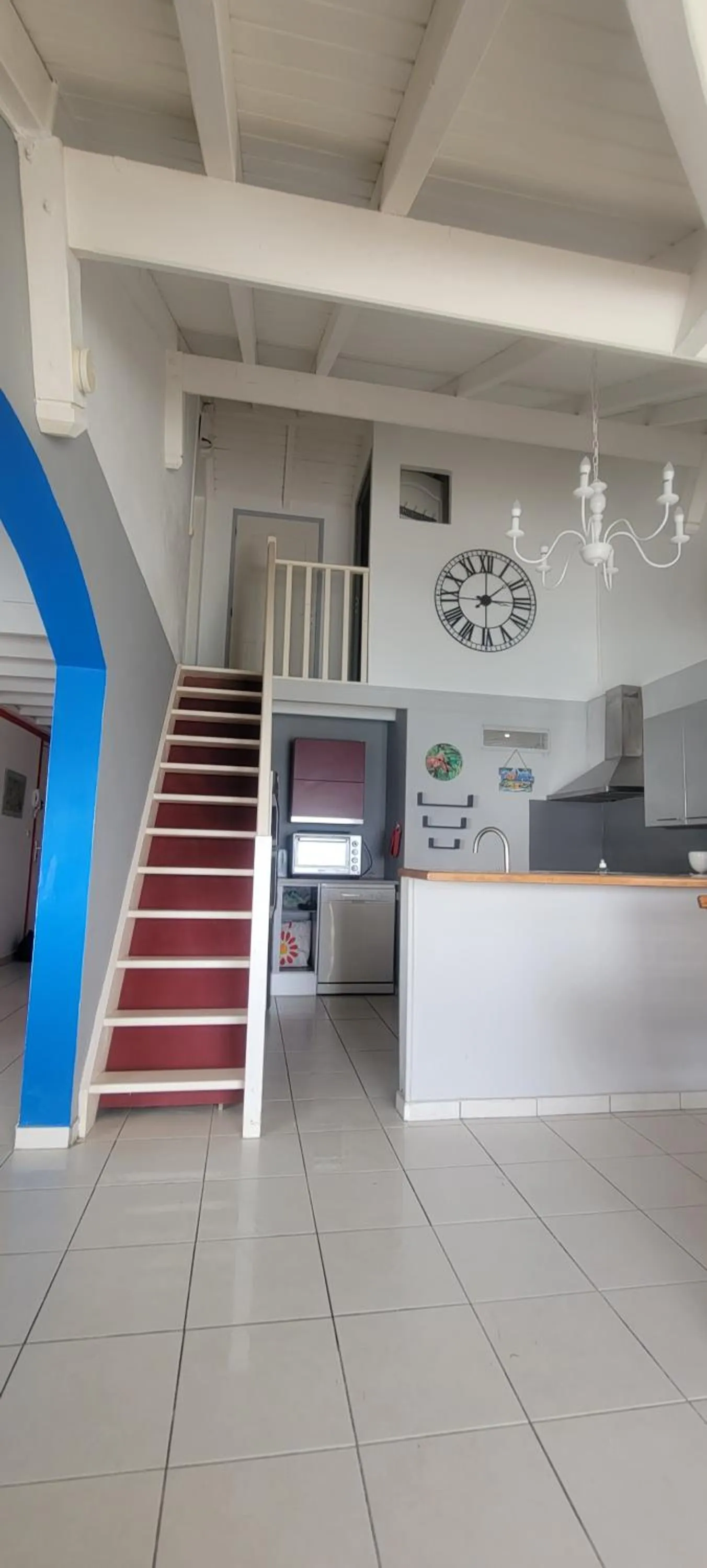 Kitchen or kitchenette in Sublime appartement face à la mer, vue panoramique