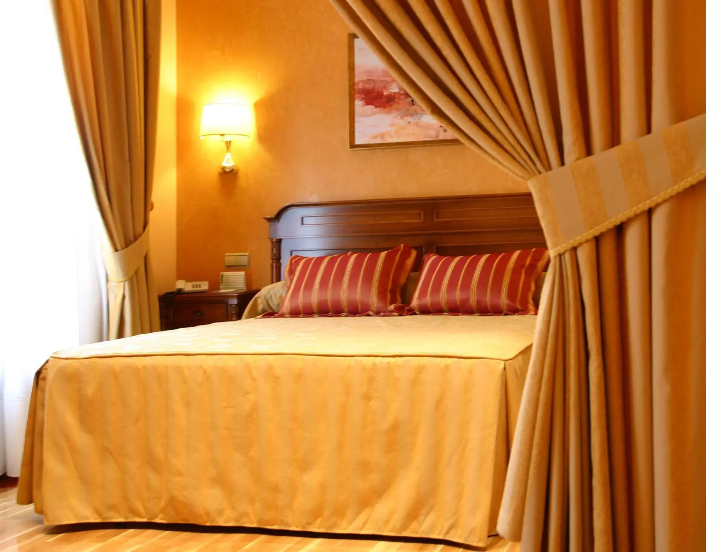 Bedroom, Bed in Sercotel Guadiana Bedroom, Bed in Sercotel Guadiana