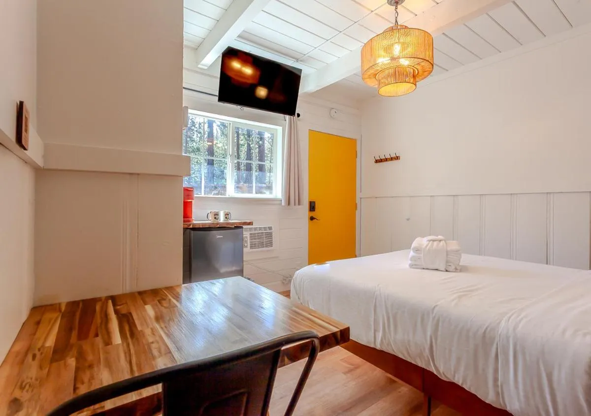 Bed in Tahoe Mountain Inn