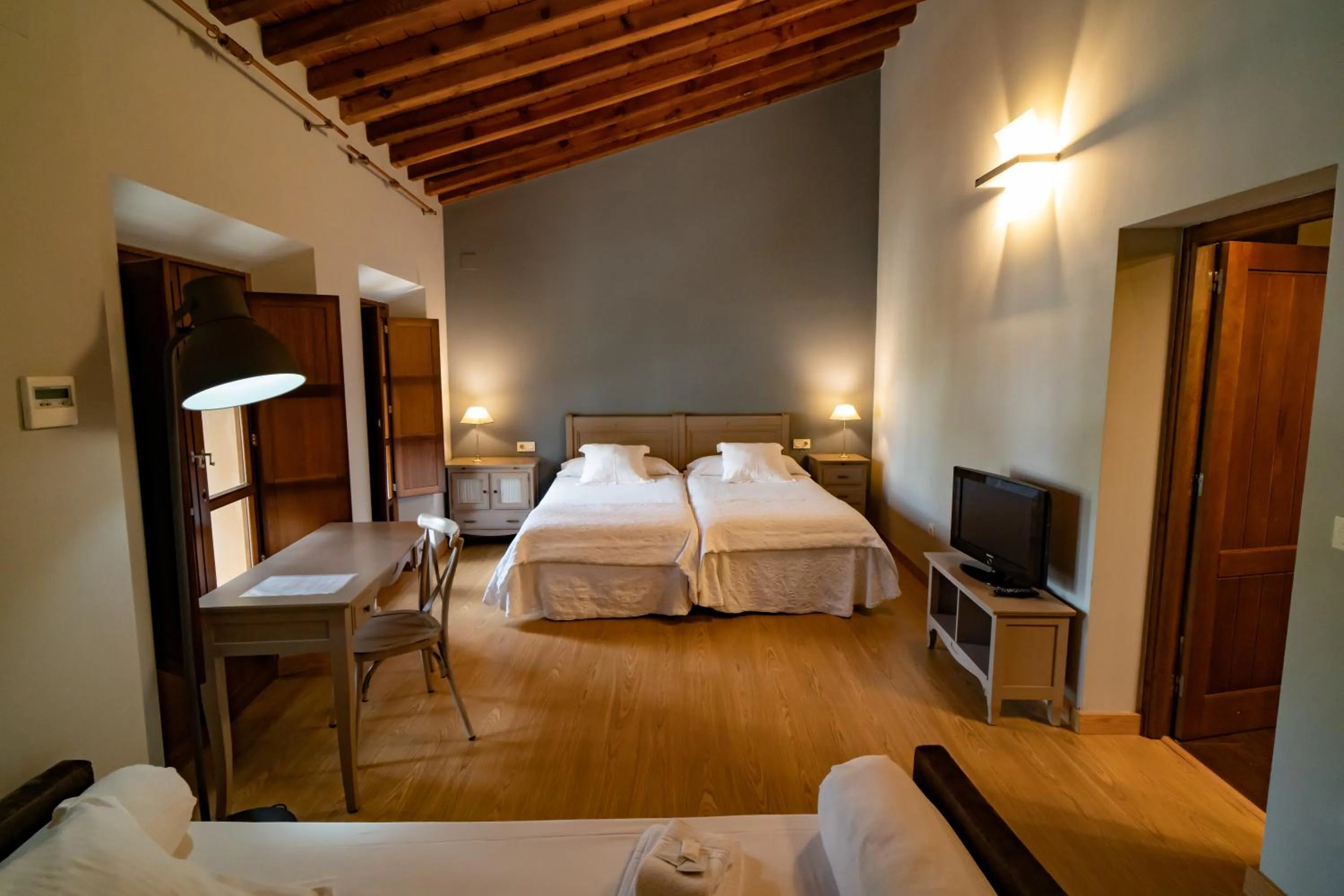 Bed in Hotel Alfonso IX