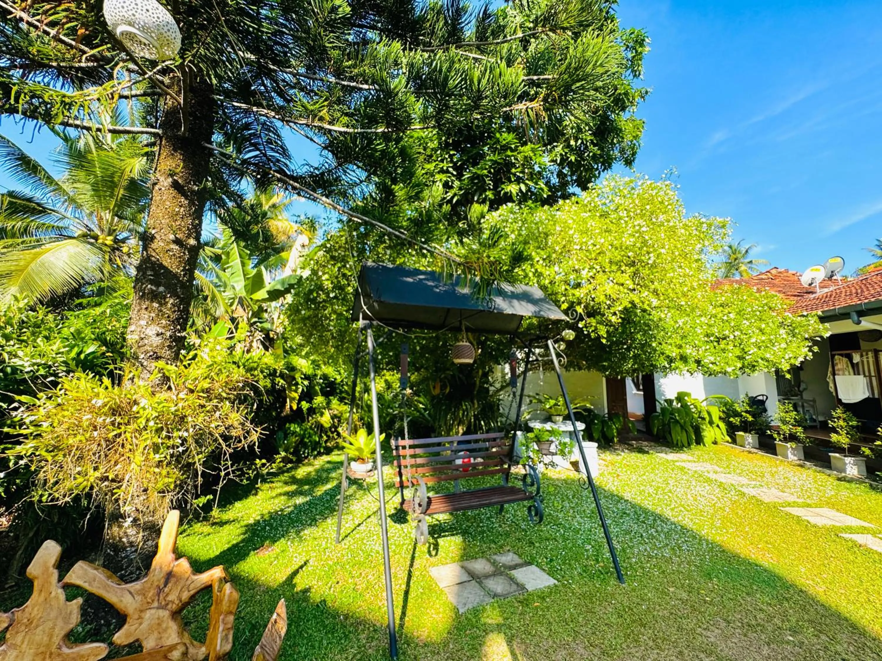 Garden in Shanthi Boutique Villa