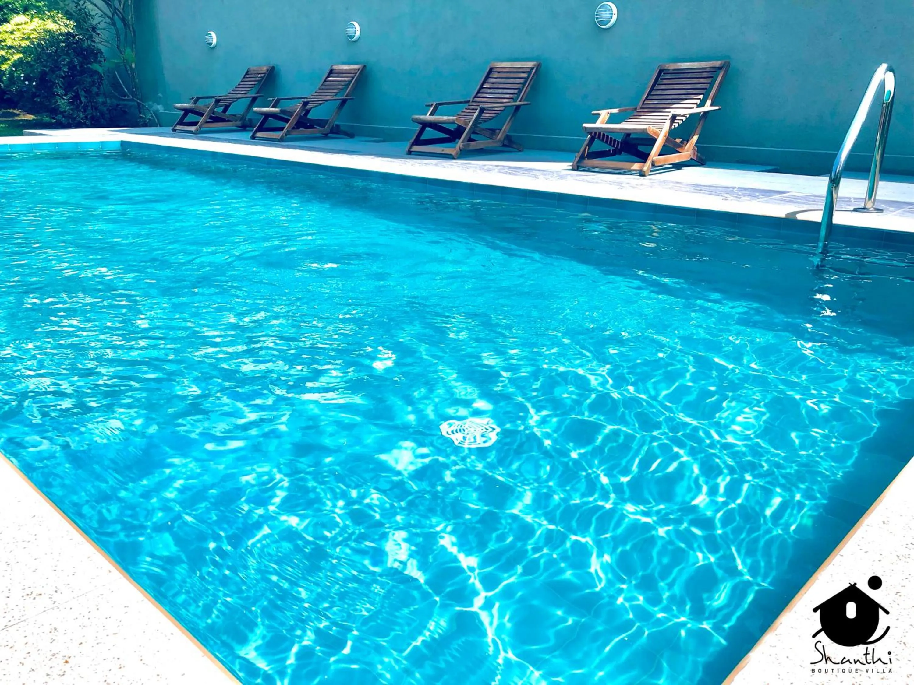 Swimming pool in Shanthi Boutique Villa