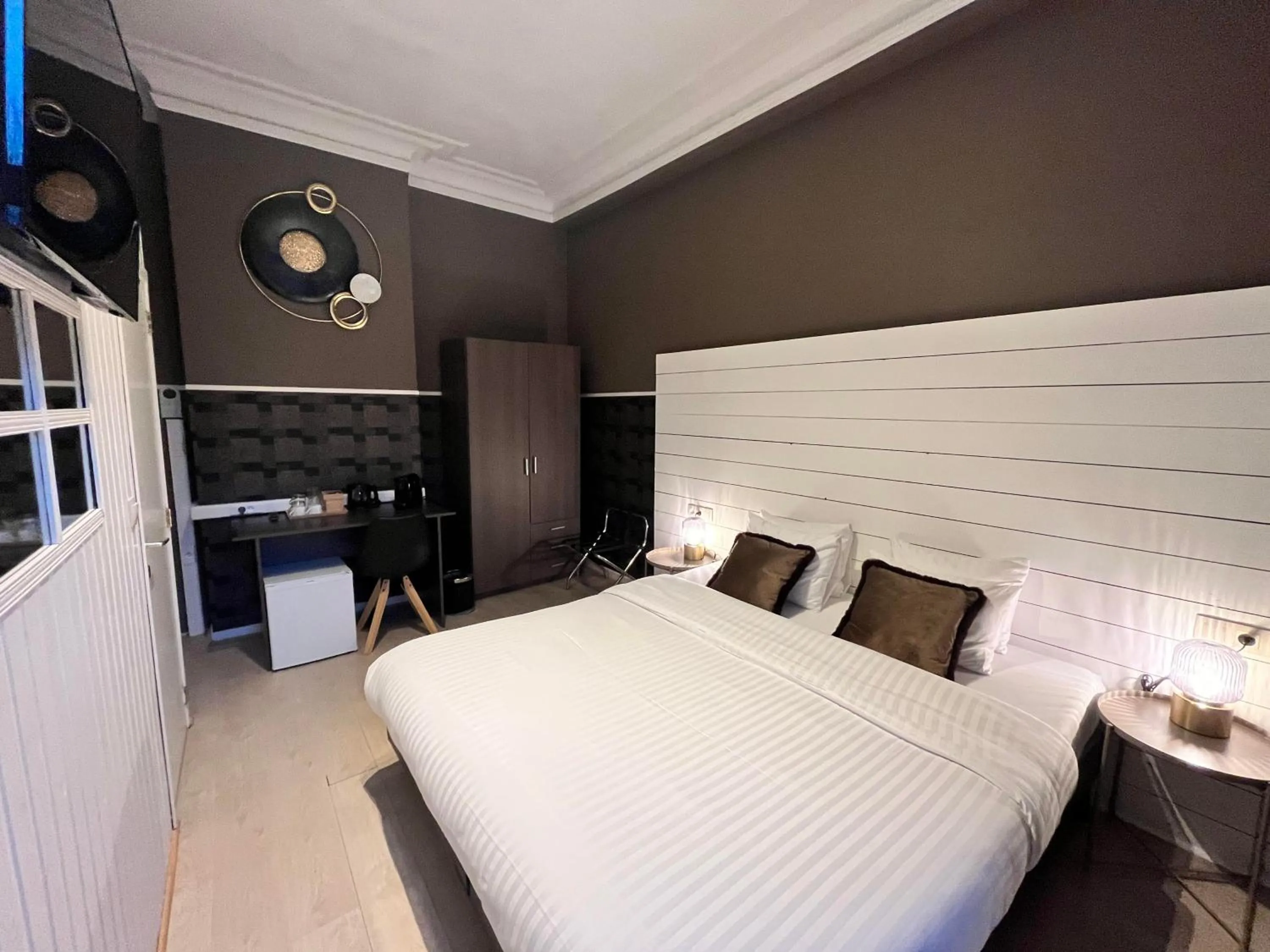 Bed in La Villa Blanche Spa