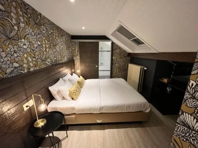 Bed in La Villa Blanche Spa
