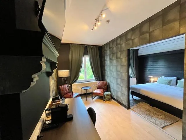 Bed in La Villa Blanche Spa