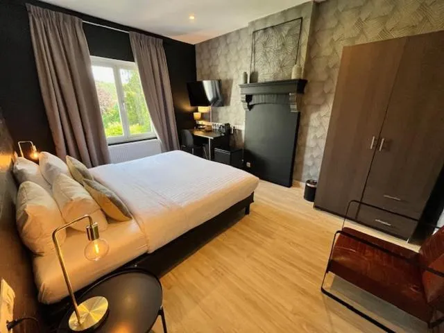 Bed in La Villa Blanche Spa