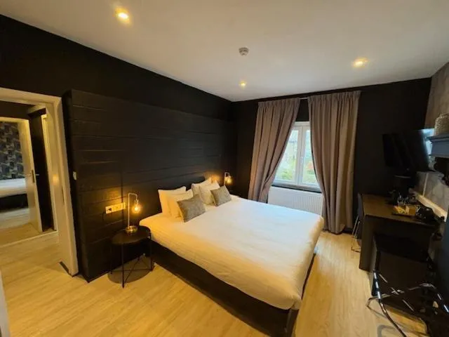 Bed in La Villa Blanche Spa